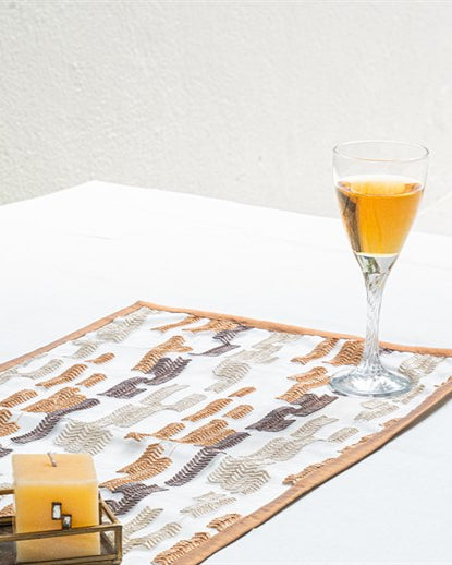 Abstract Arrows Runner