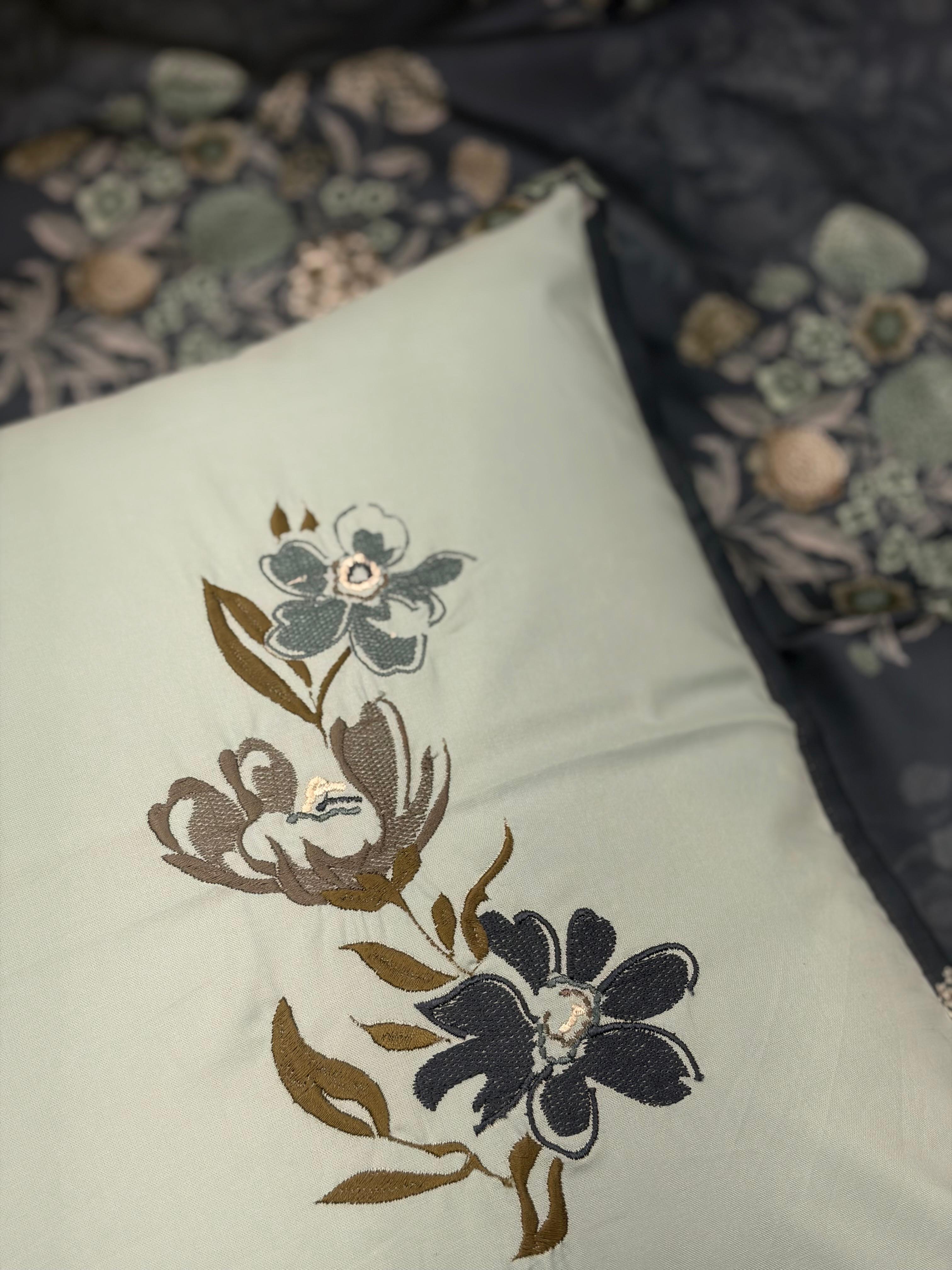 Blue Pea Bedsheet with 2 Pillow Covers