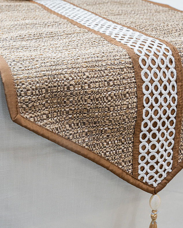 Canewood Linen Runner