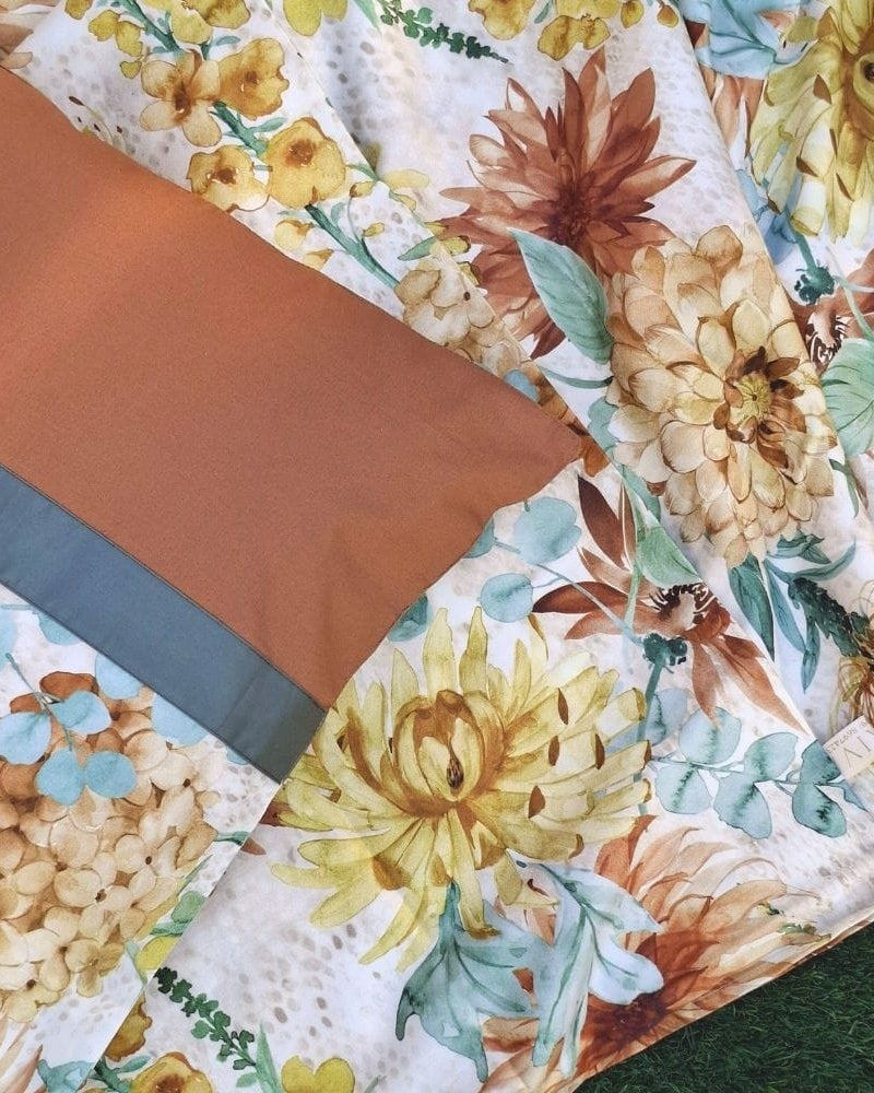 Chamelia Bedsheet with 2 Pillow Covers