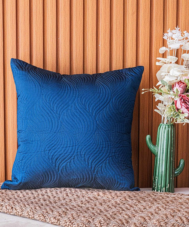 Conch Quilted Silk Cushion
