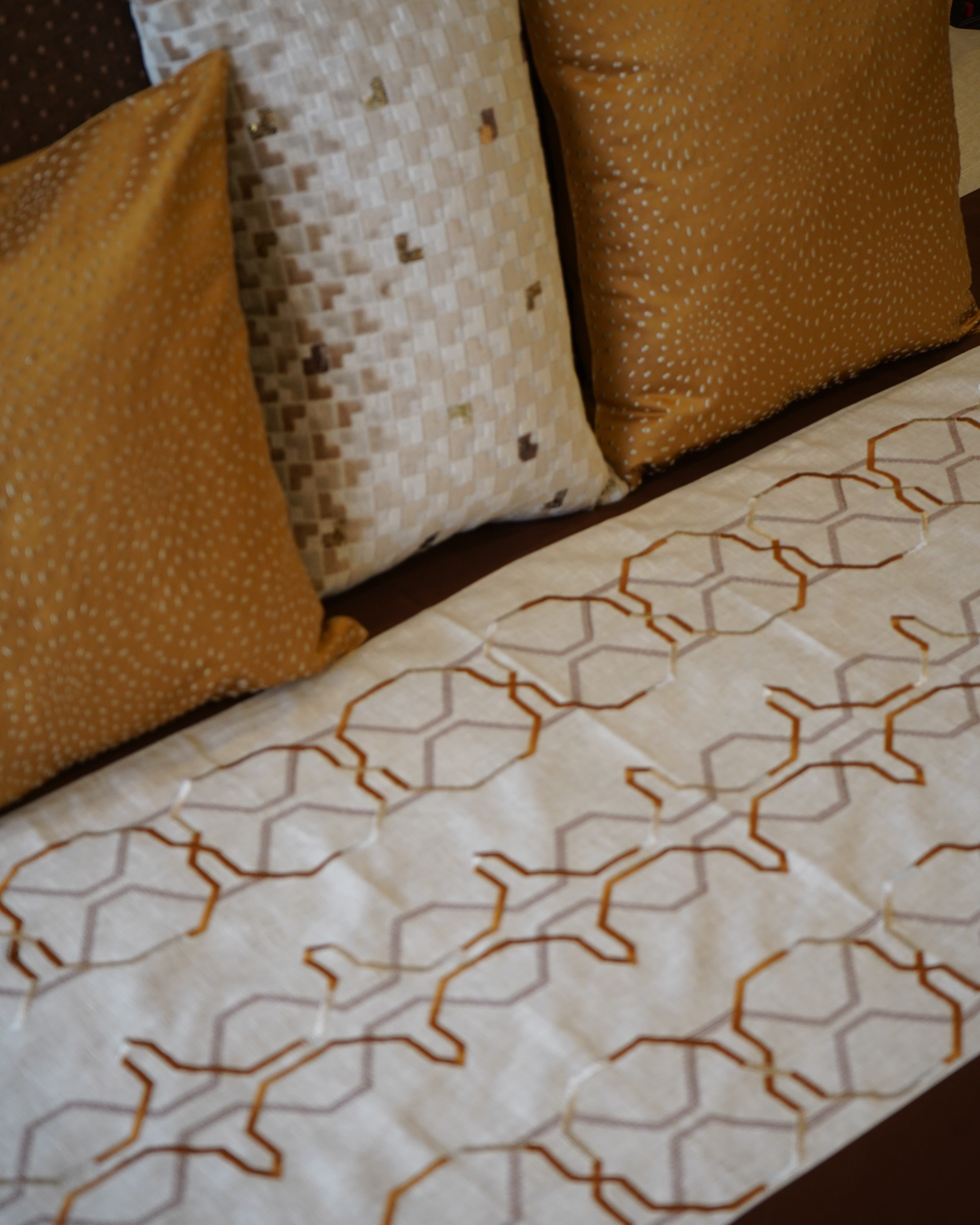 Golden Mocha Harmony Bedcover With 2 Cushions Covers