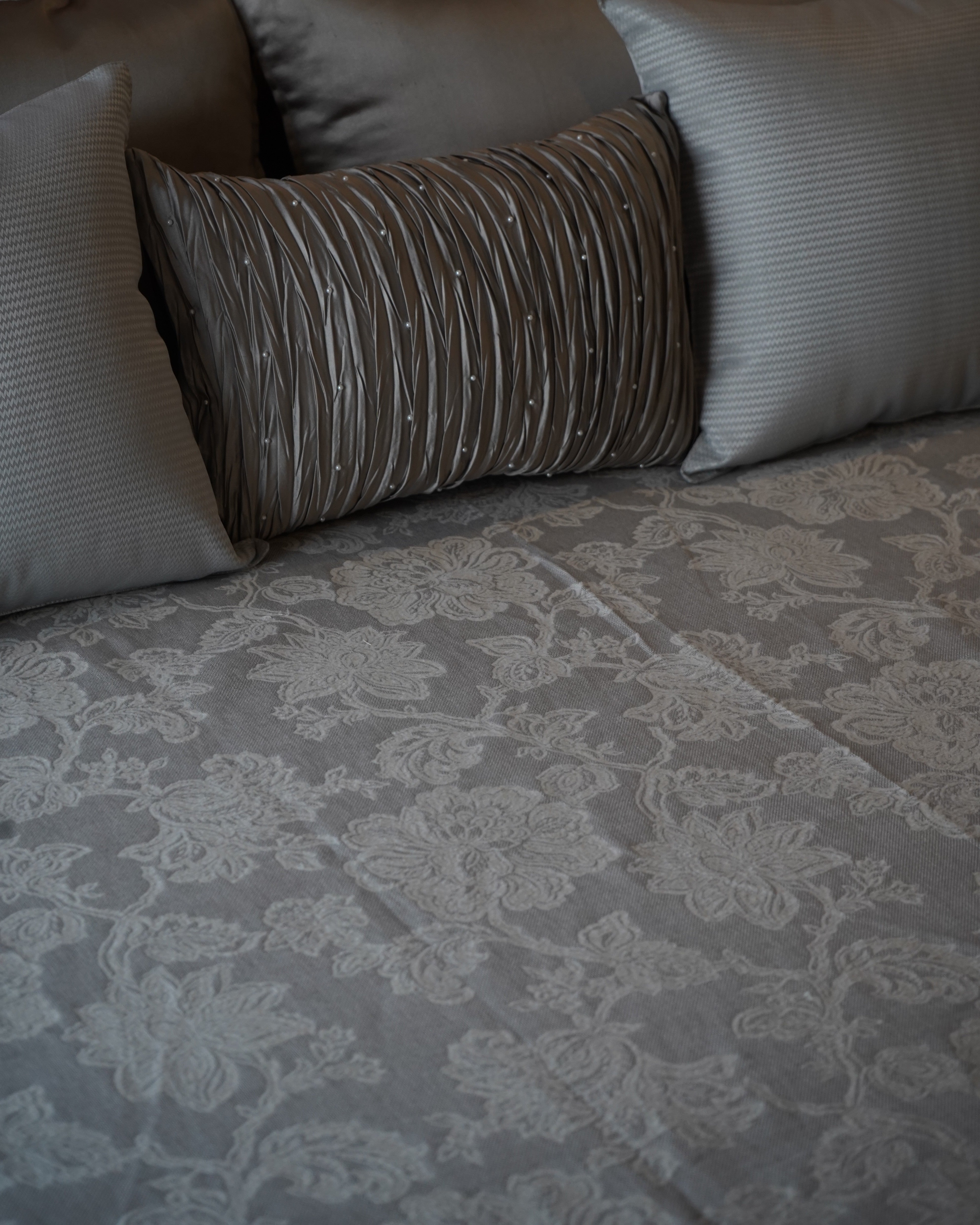 Silver Grace Bedcover With 2 Pillow Covers