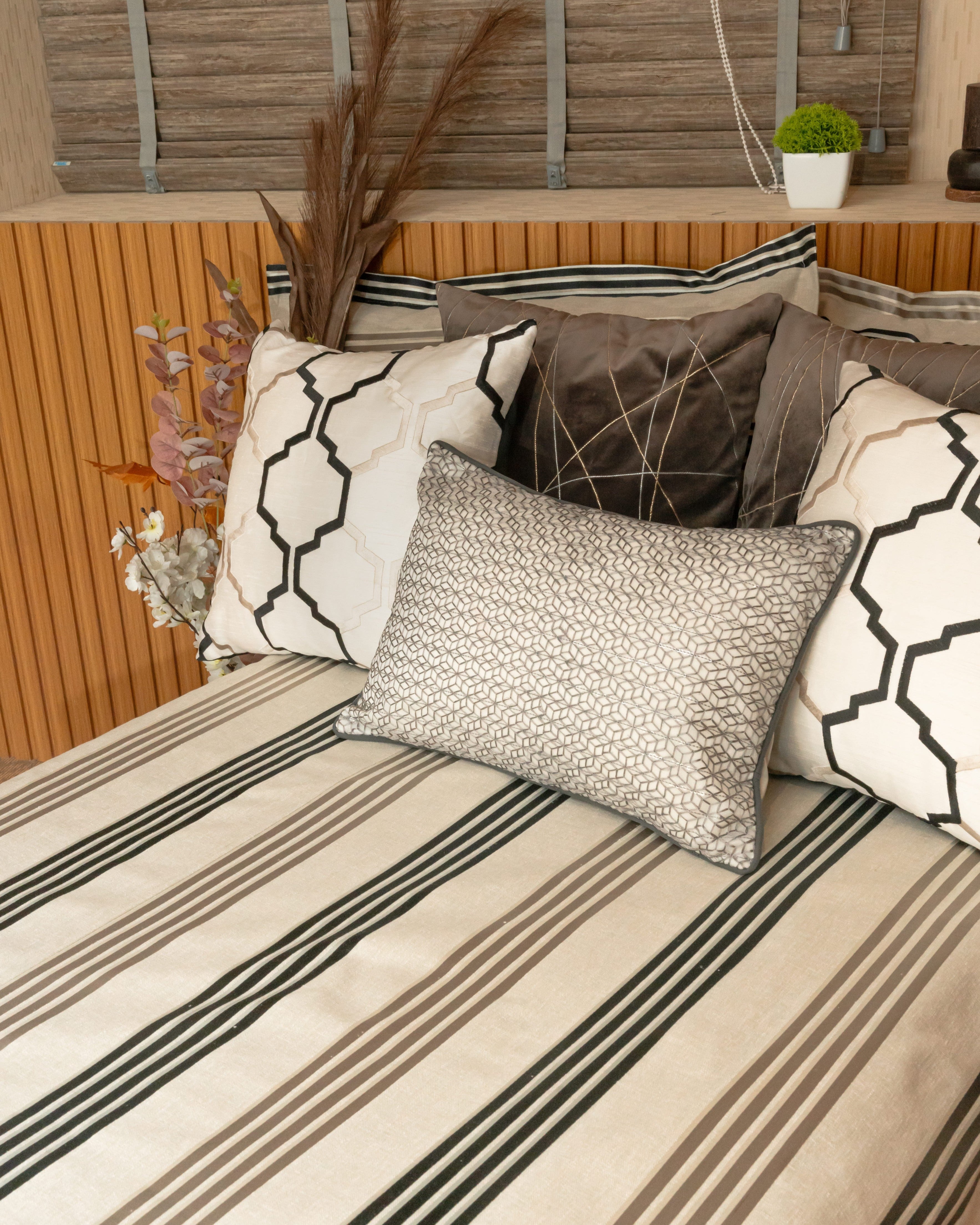Stripescape – Black & Taupe Bedcover with 2 Pillow Covers