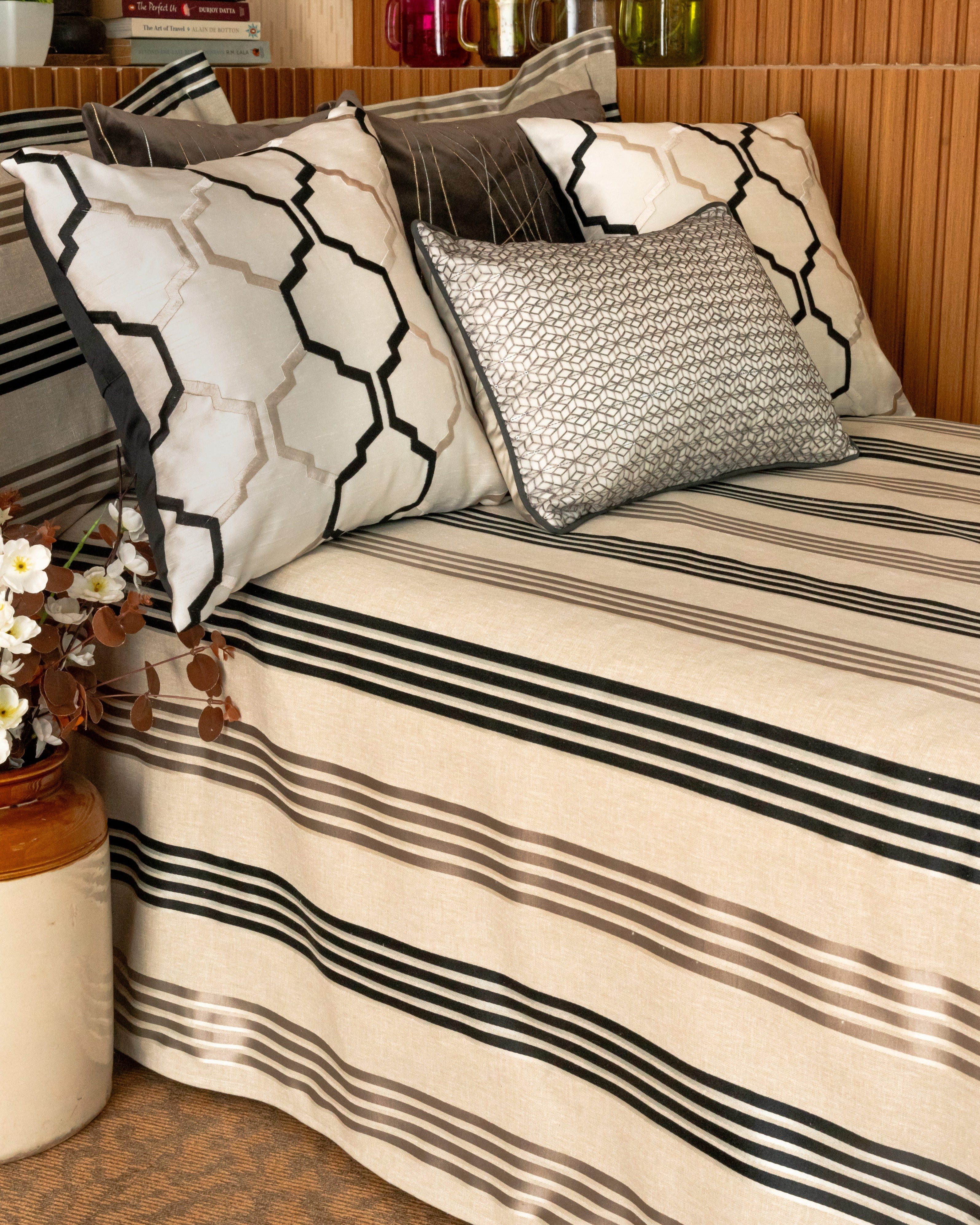 Stripescape – Black & Taupe Bedcover with 2 Pillow Covers