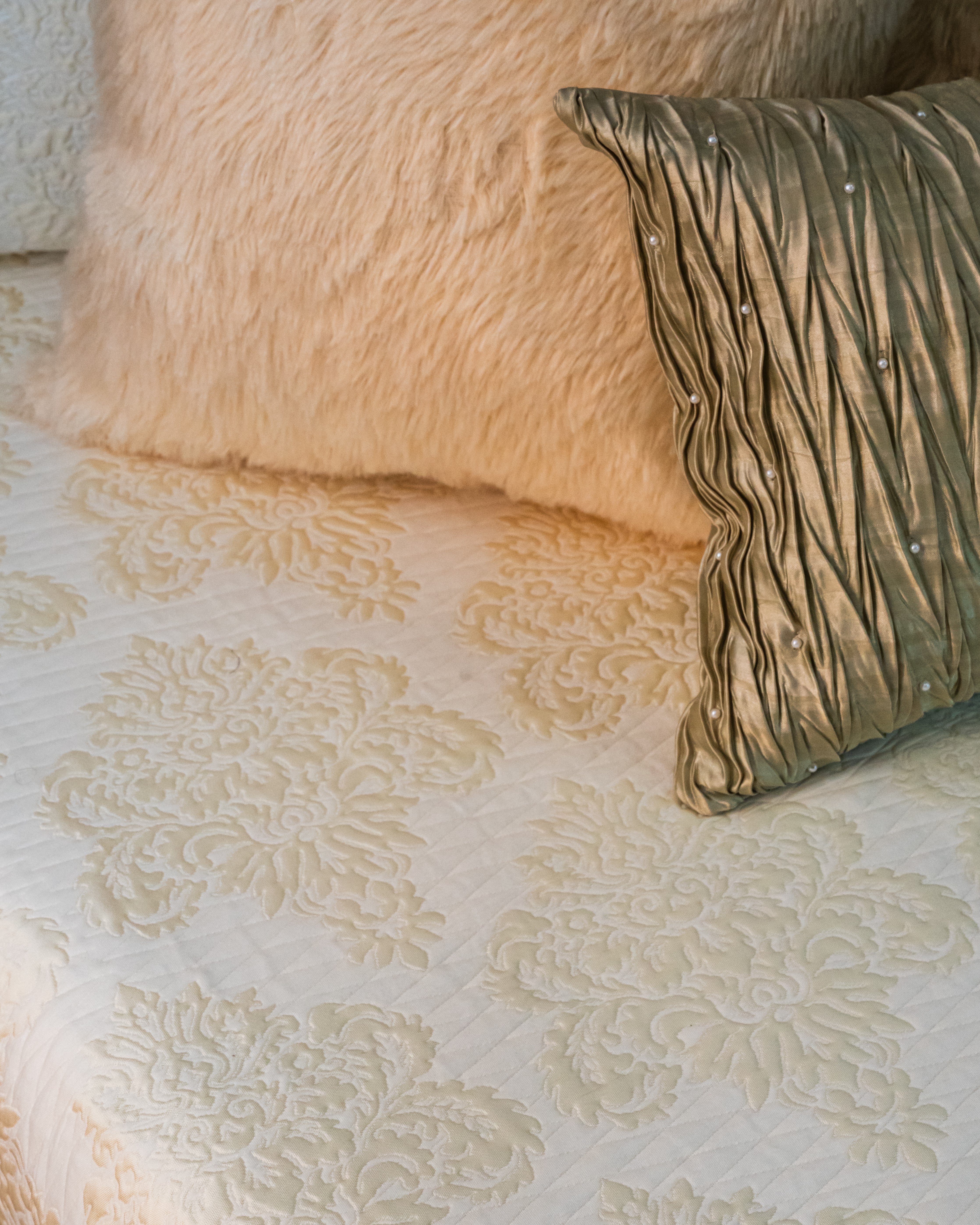 Cream Cloud Quilted Bedcover