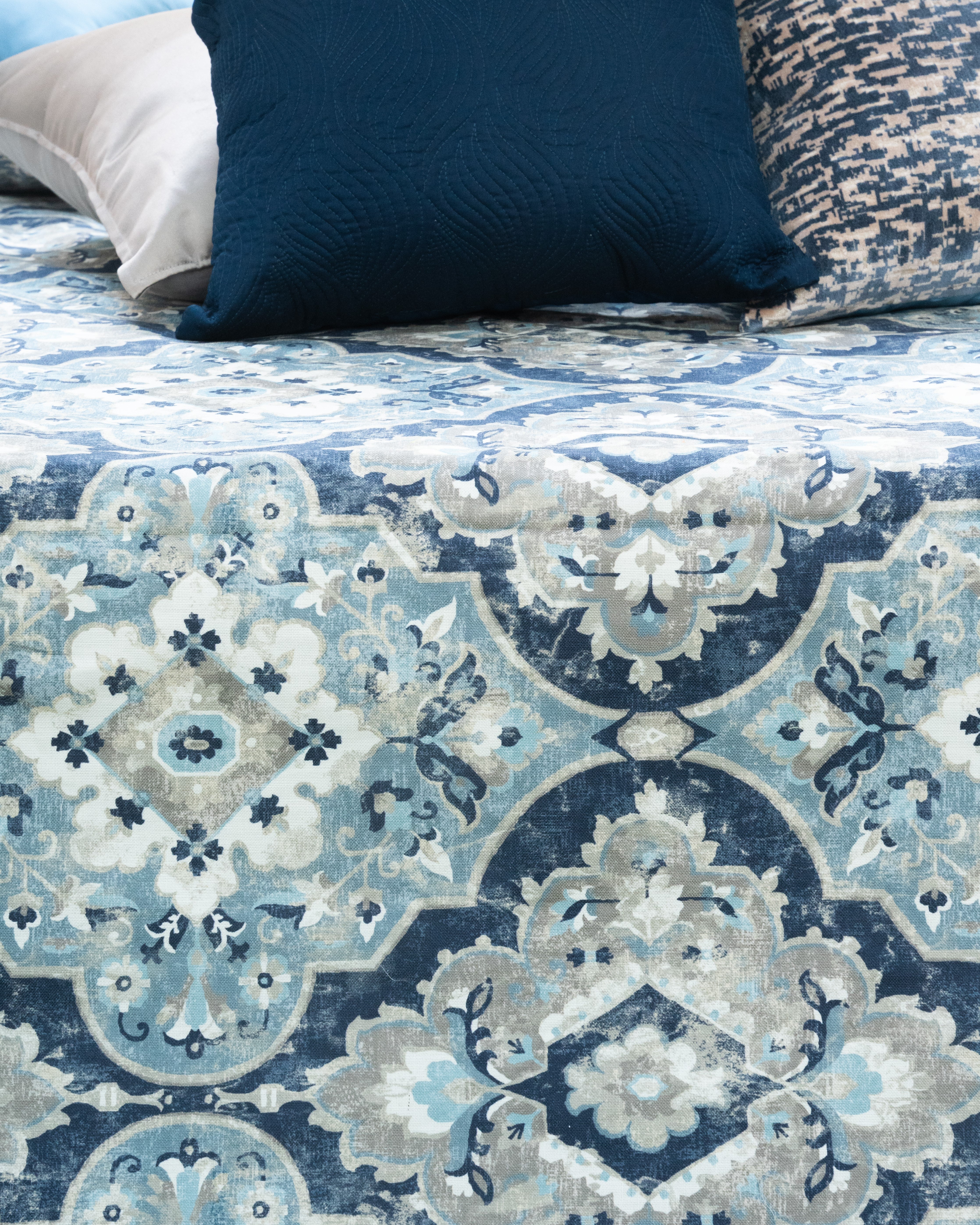 Blue Blossom Bedcover with 2 Cushion Covers