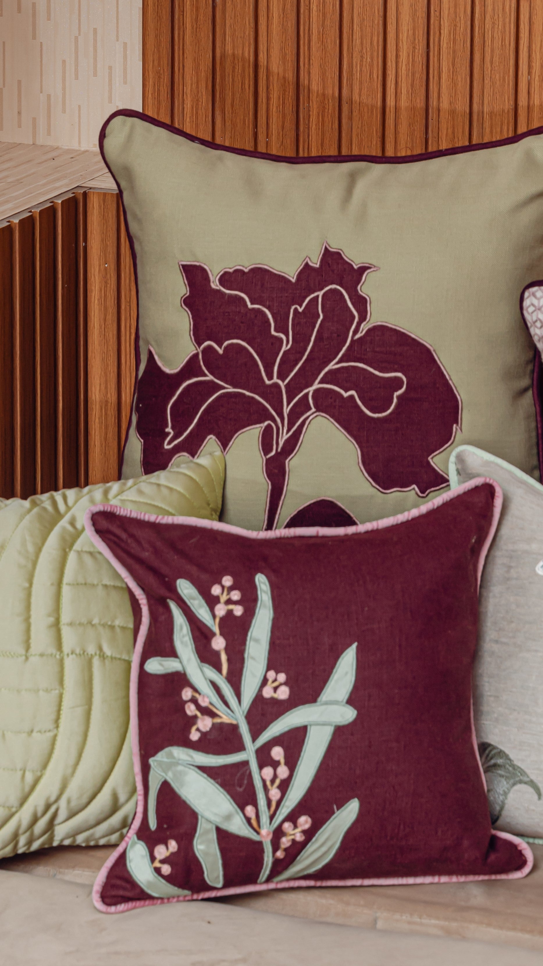 Gardenia Cushion Set of 5