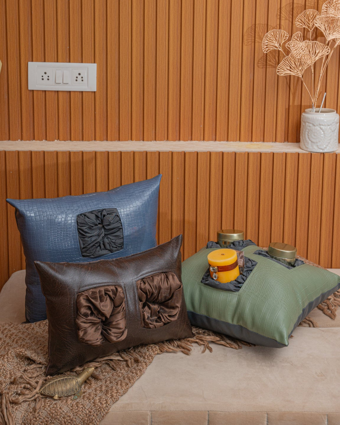 Lappy Snacky  – Multipurpose Cushion Tray for Snacks & Work | Perfect Gift!