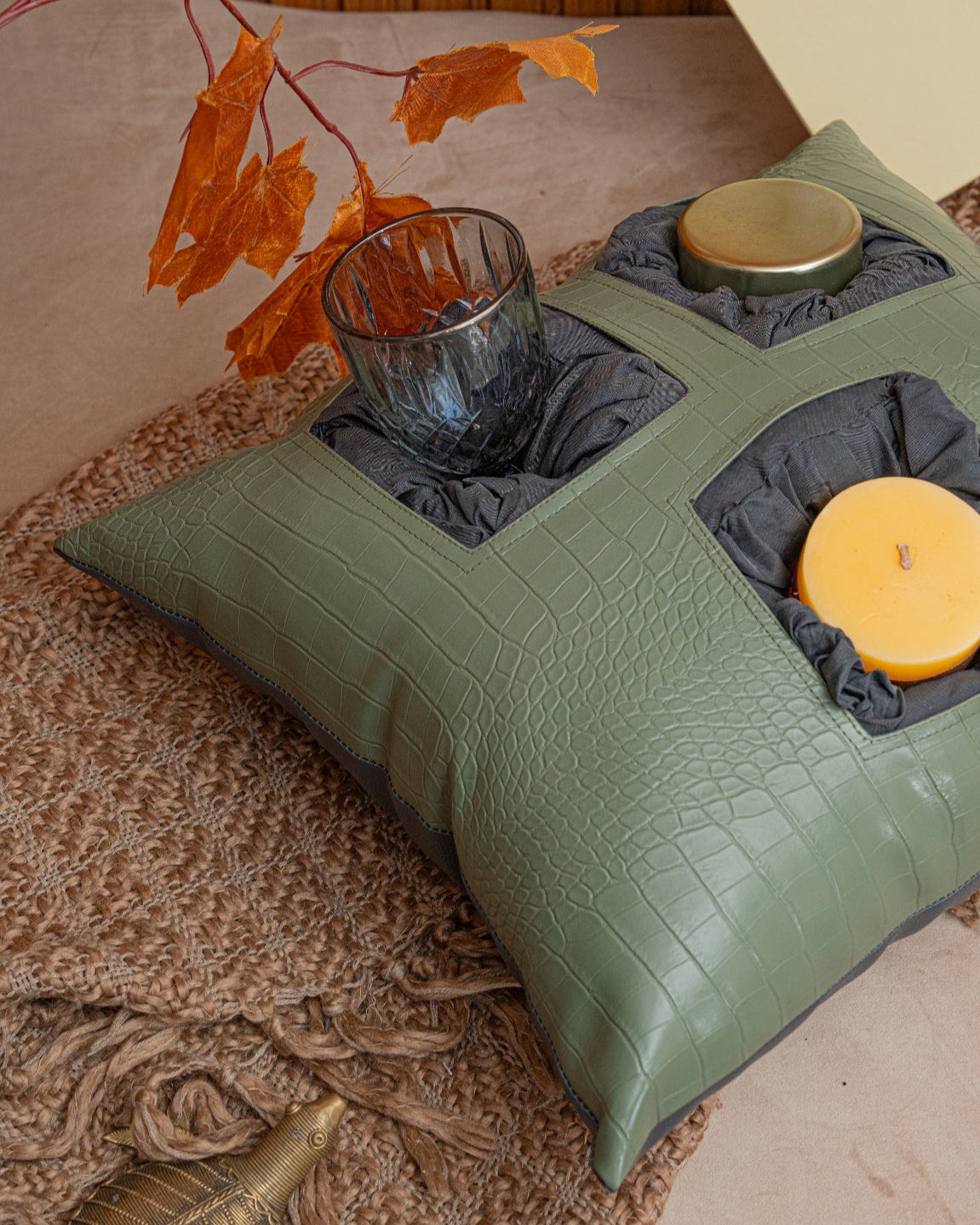 Lappy Snacky  – Multipurpose Cushion Tray for Snacks & Work | Perfect Gift!