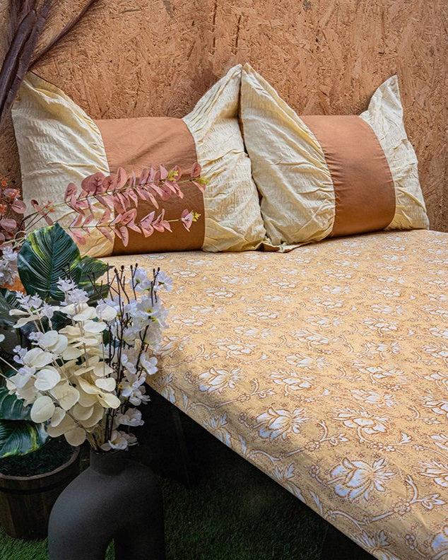 Earthy Floral Bedsheet with 2 Butterfly Style Pillow Covers