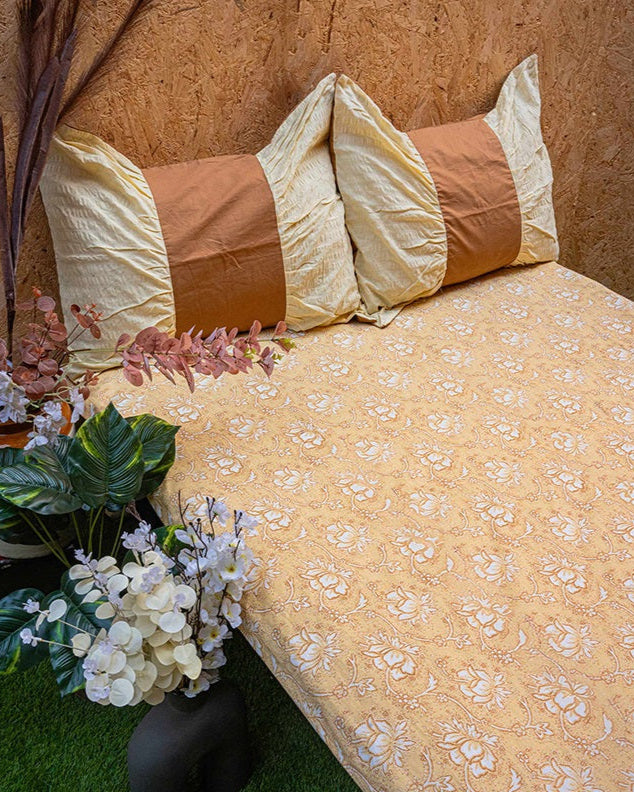 Earthy Floral Bedsheet with 2 Butterfly Style Pillow Covers