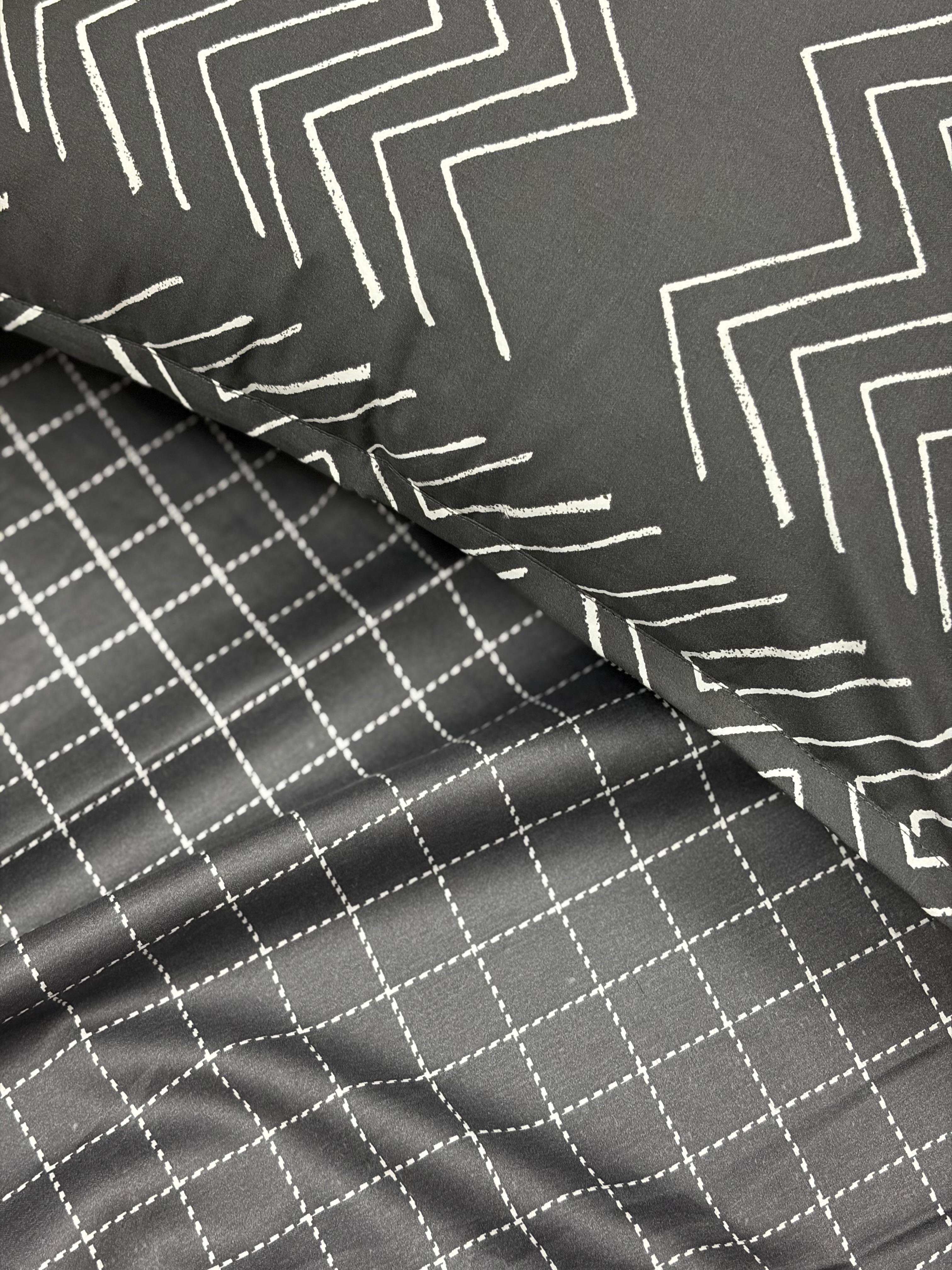 Grey Checkered Bedsheet with 2 Pillow Covers