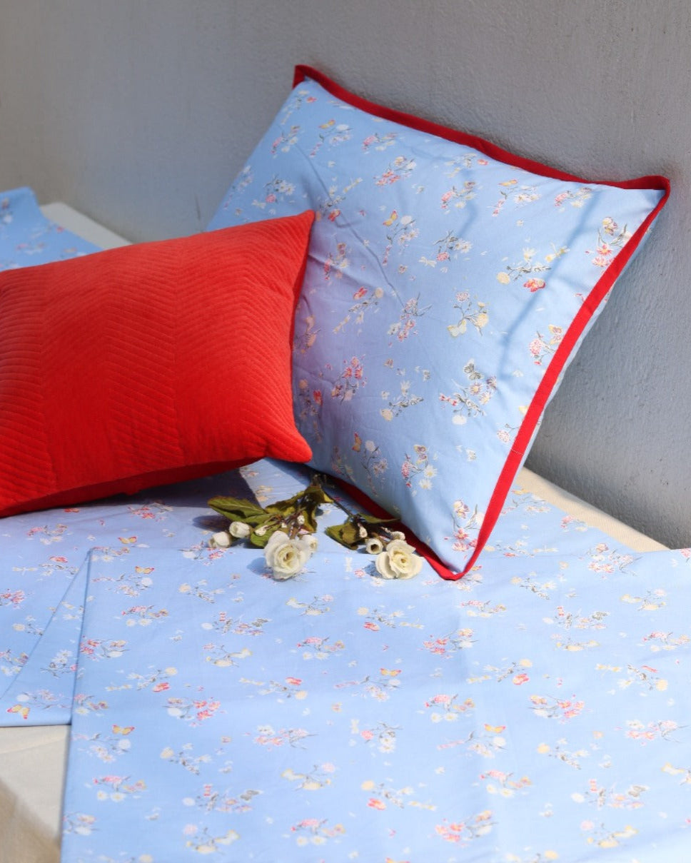 Bellflower Bedsheet with 2 Pillow Covers