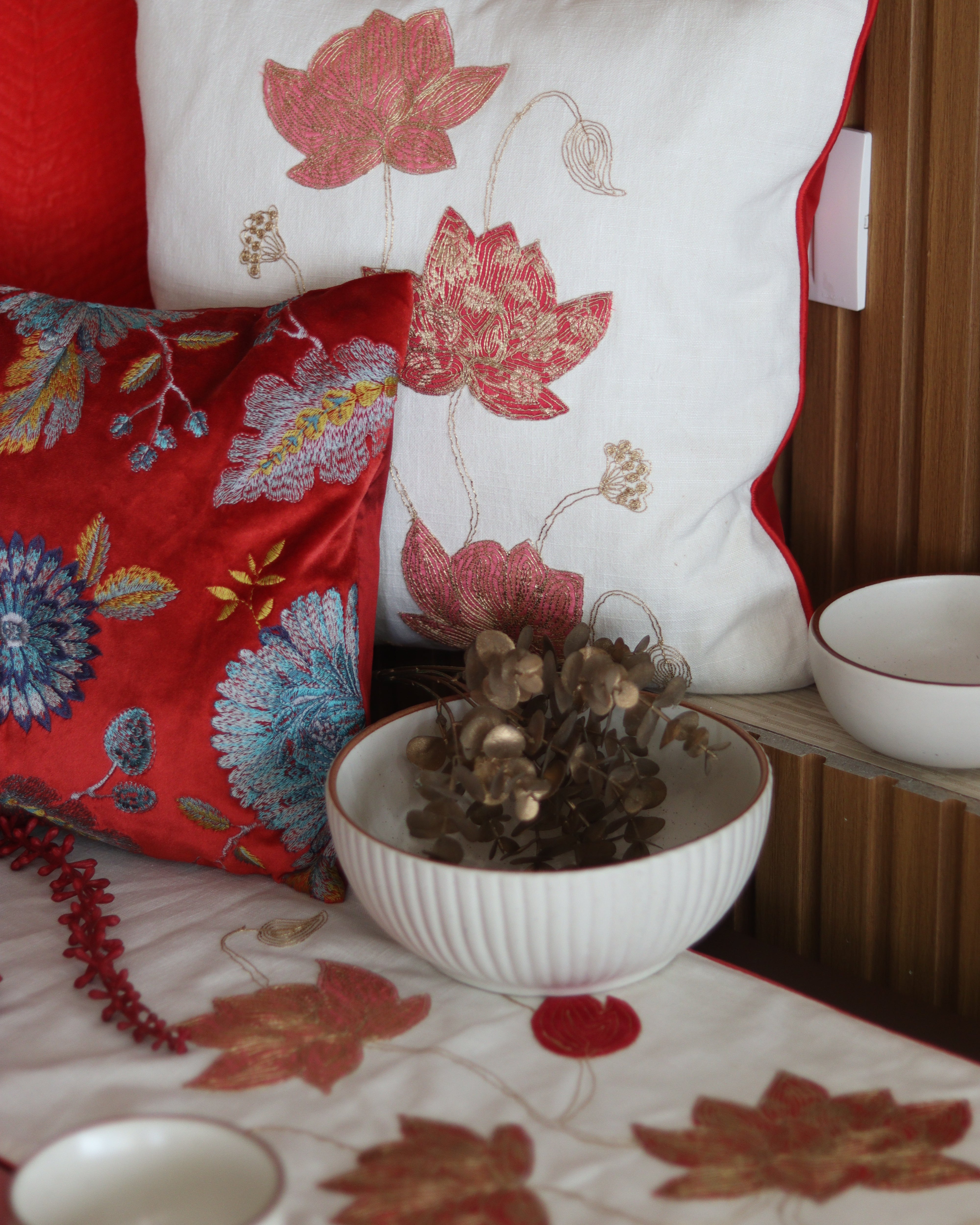 Lotus Radiance Tablescape Full Set