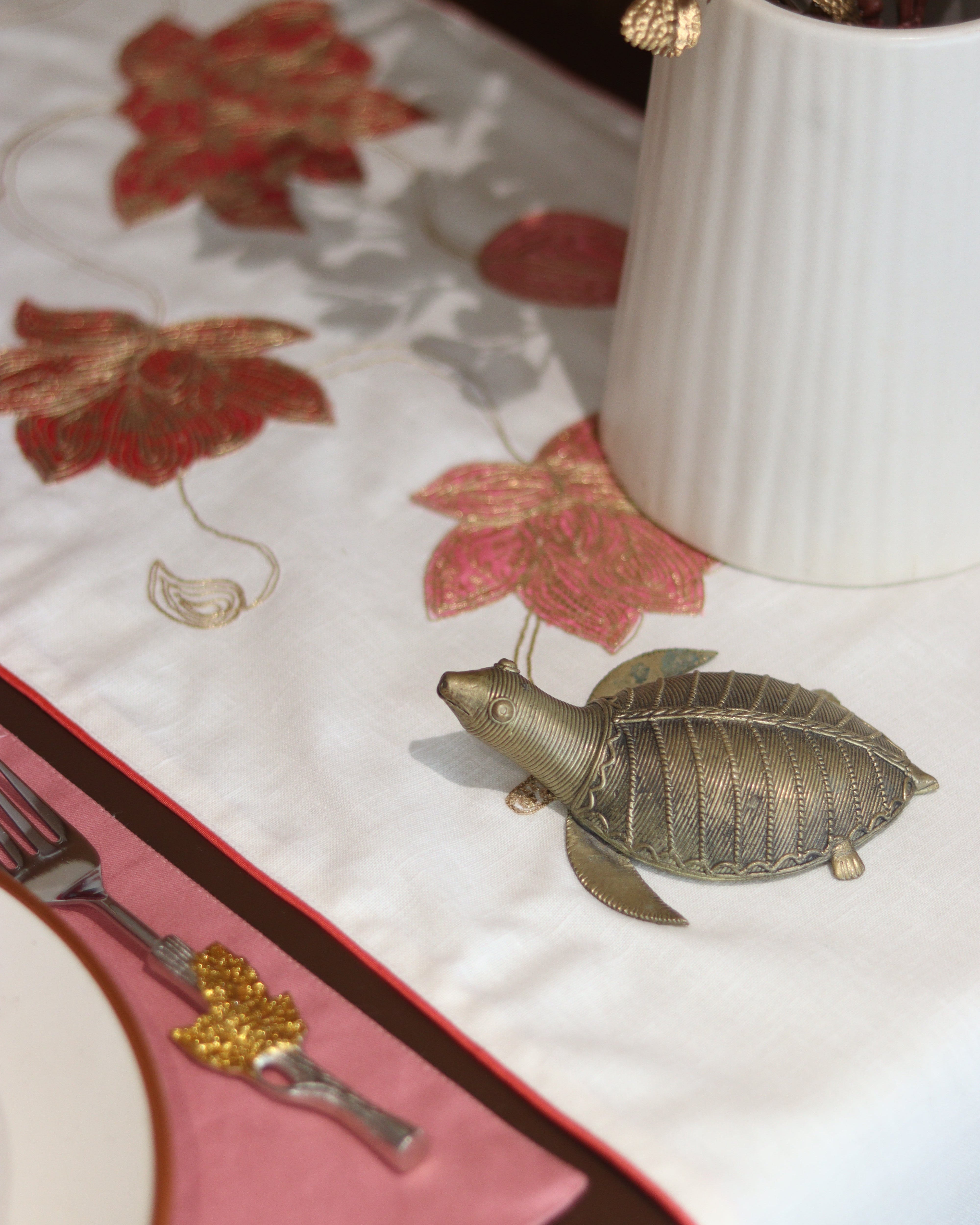 Lotus Radiance Tablescape Full Set