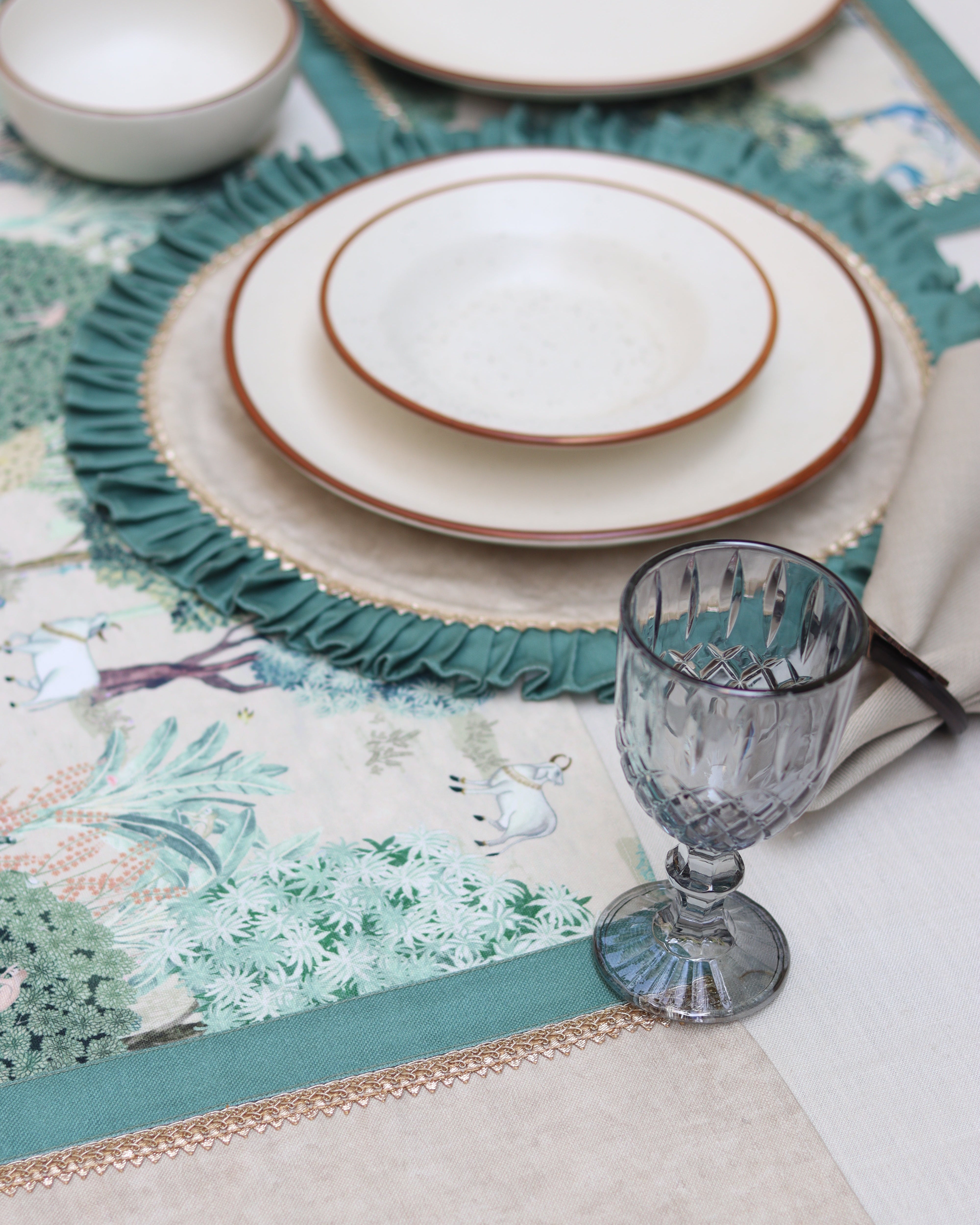 Royal Plumage Table Runner and Mat Set