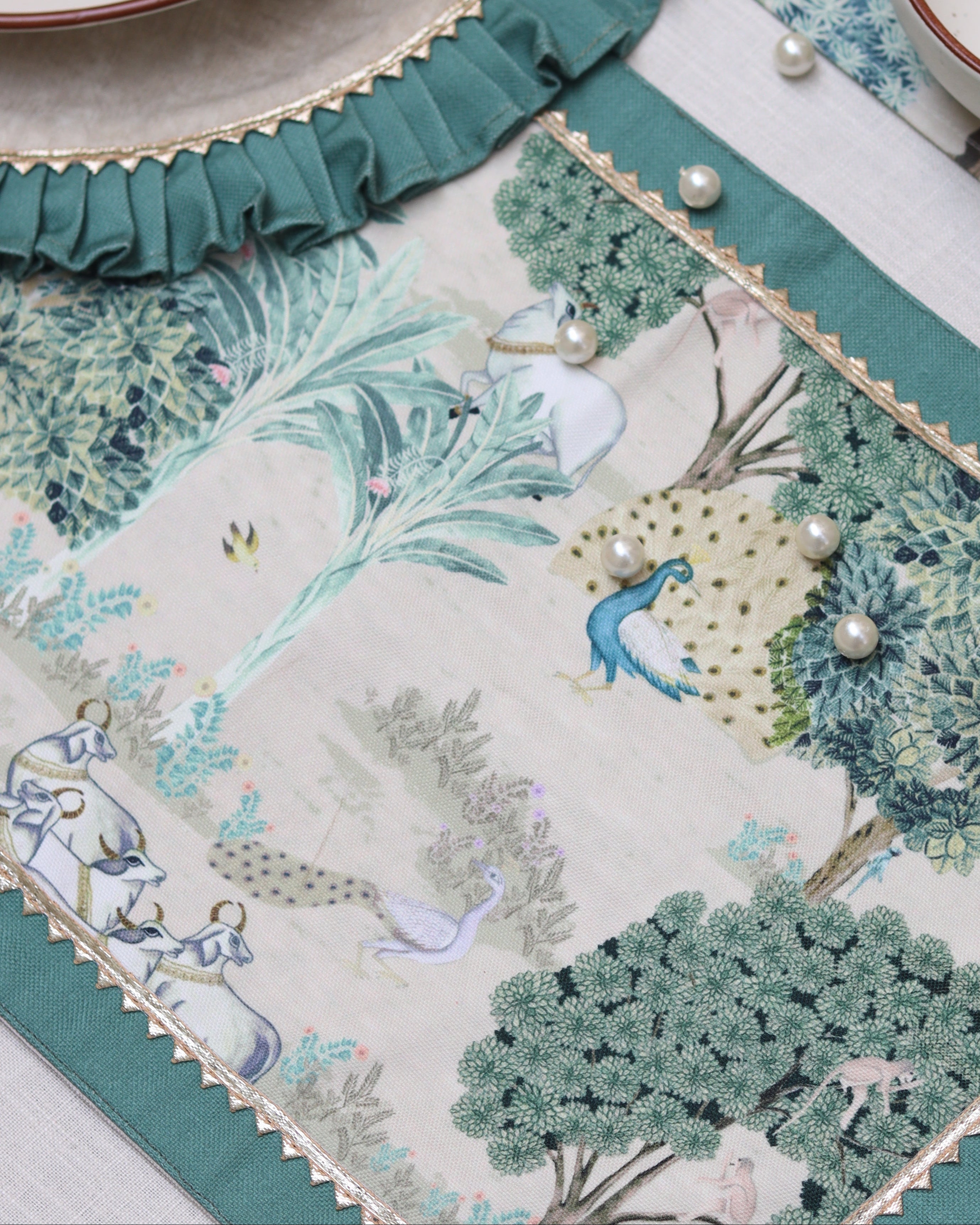 Royal Plumage Table Runner