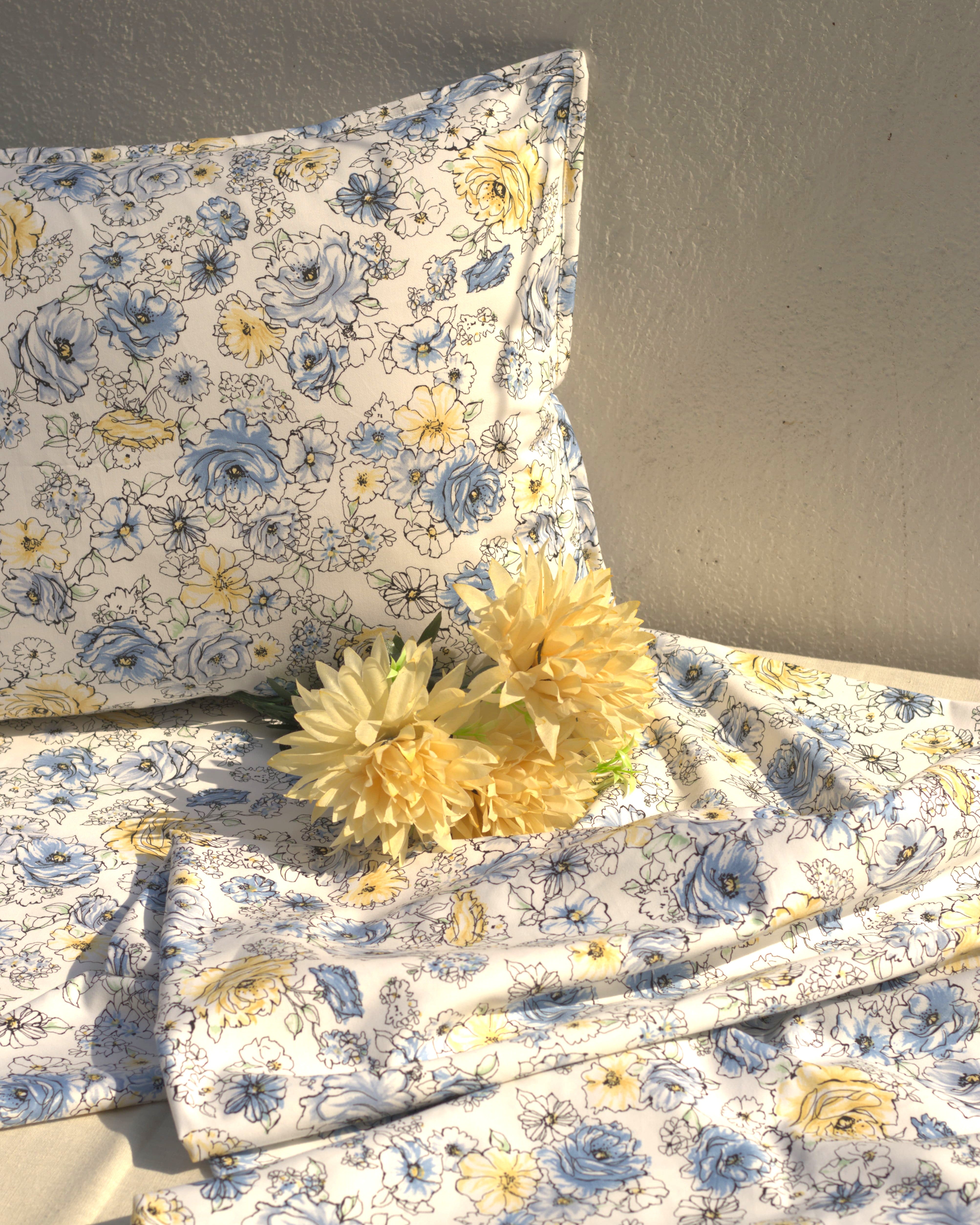 Sun & Sky Blooms Bedsheet With 2 Pillow Covers