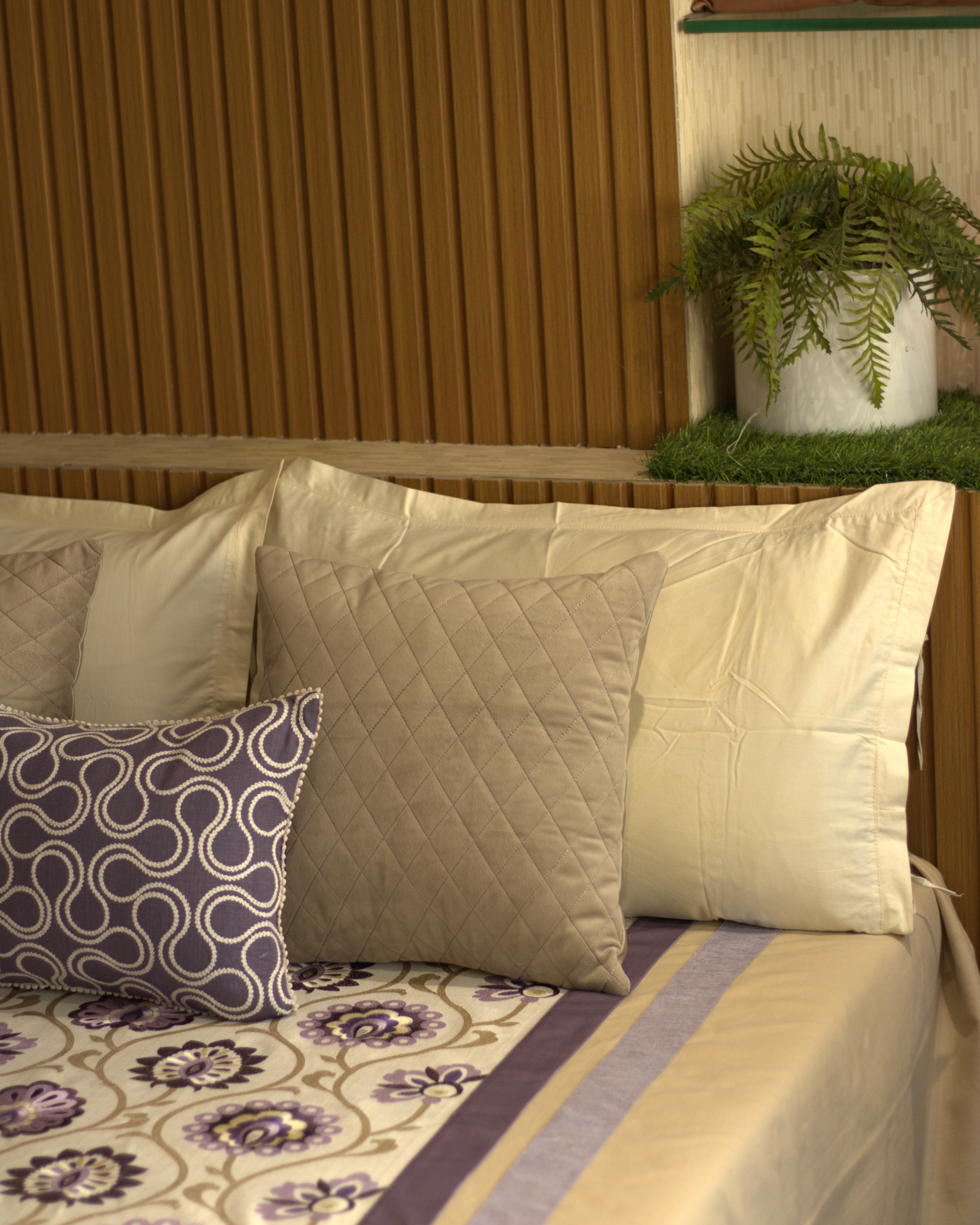 Petal Play Bedcover 2 Cushion Covers