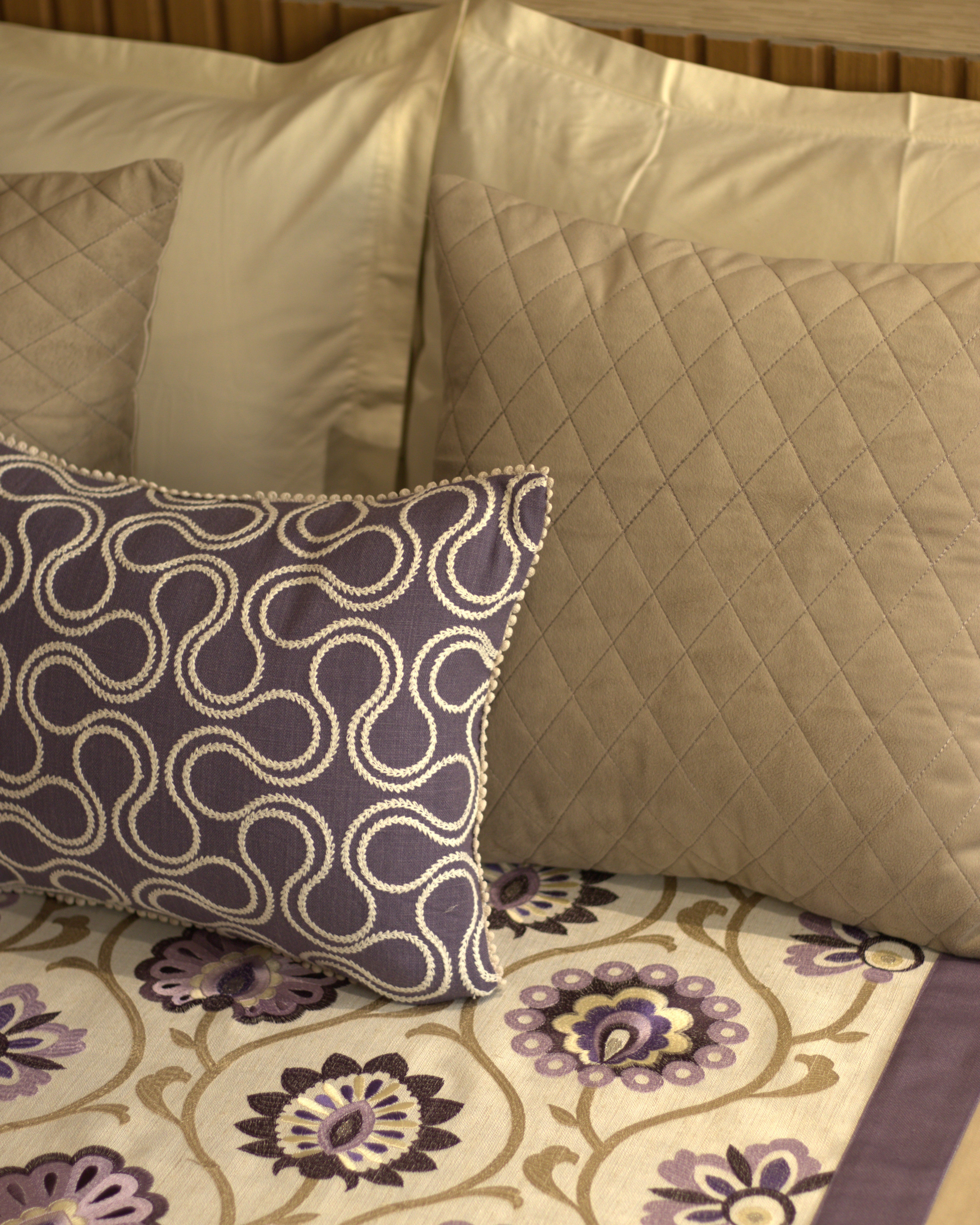 Petal Play Bedcover 2 Cushion Covers