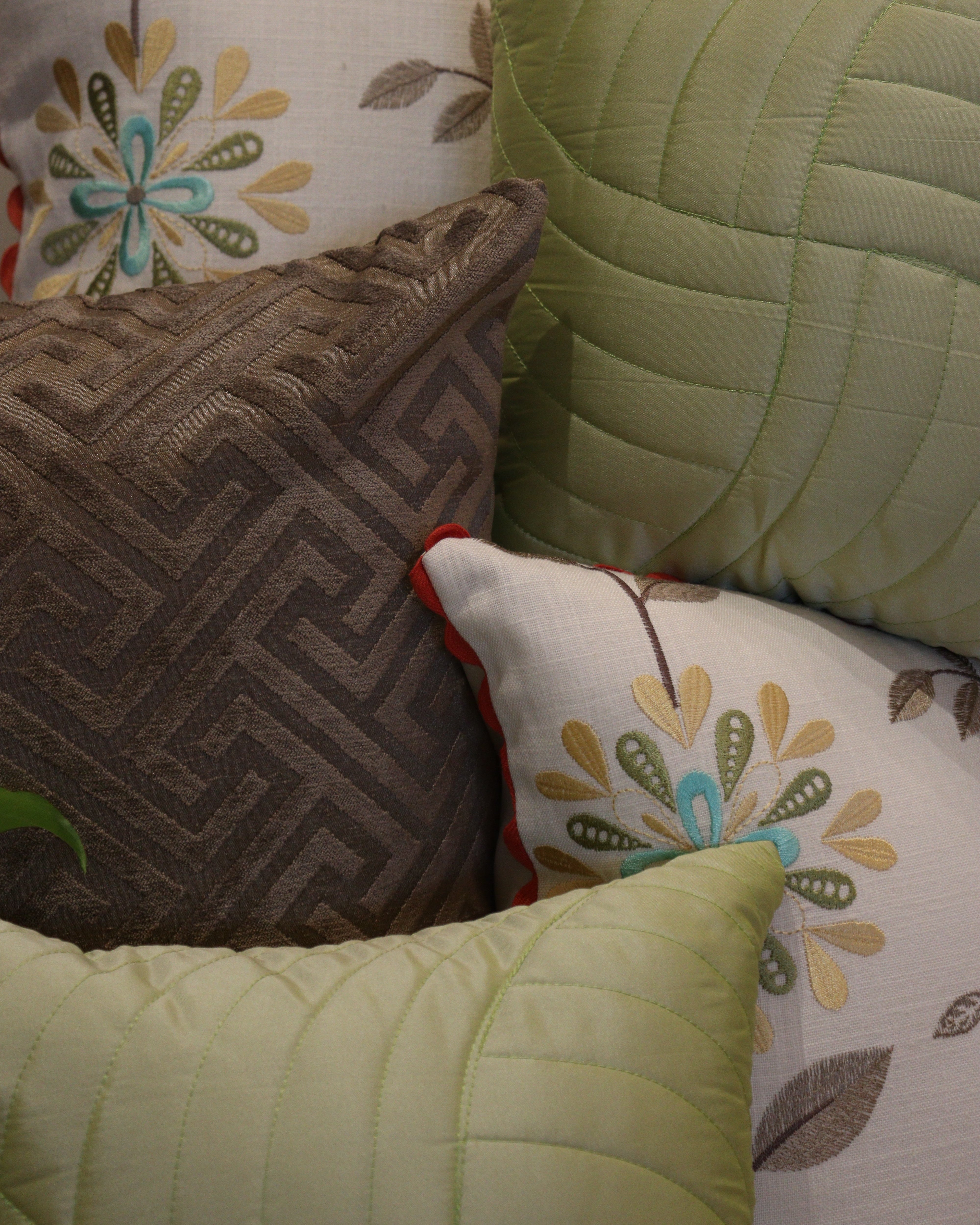 Botanical Blend Cushion Set of 5