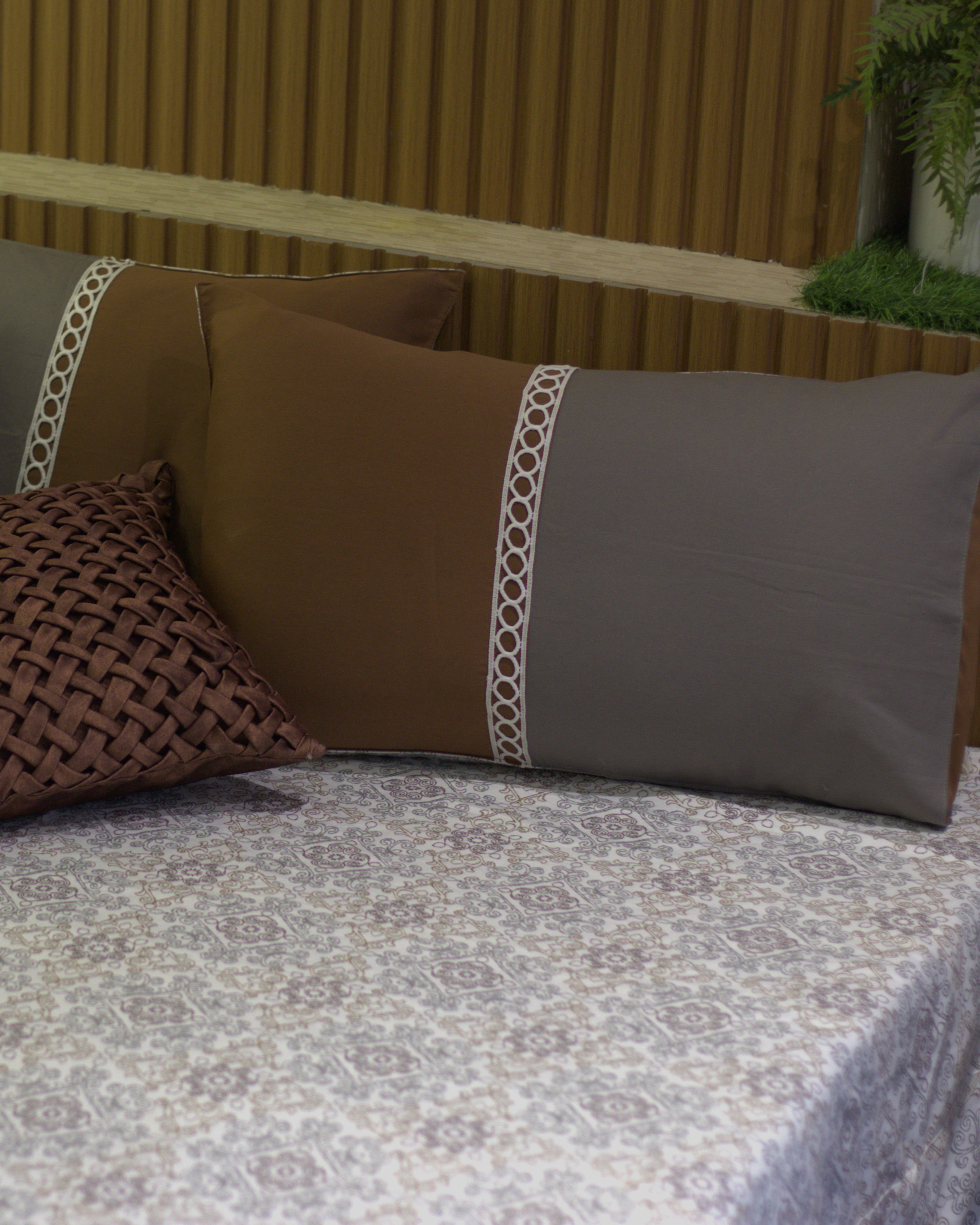 Choco Dream Bedcover with 2 Pillow Covers