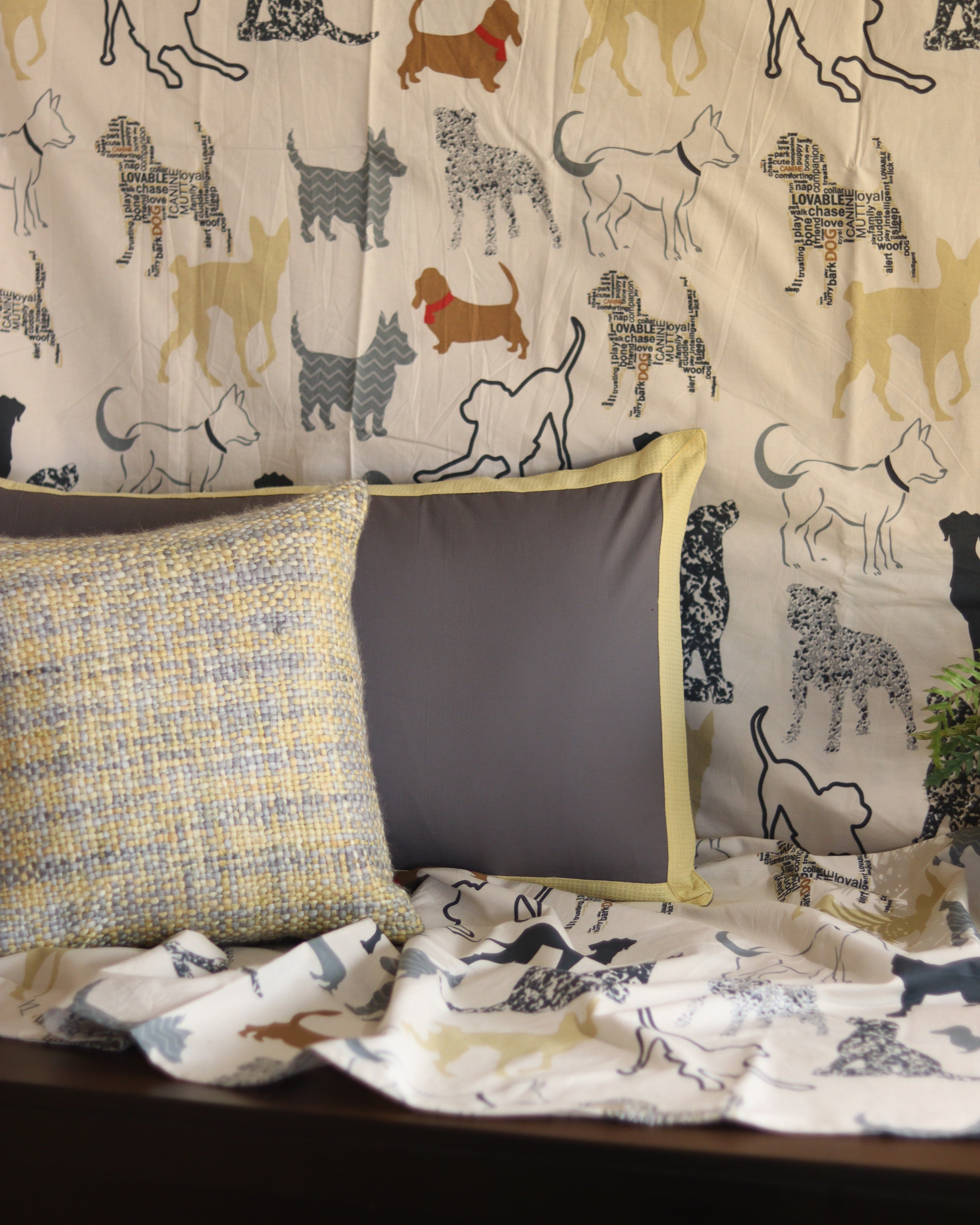 Pawfect Dreams Bedsheet With 2 Pillow Covers