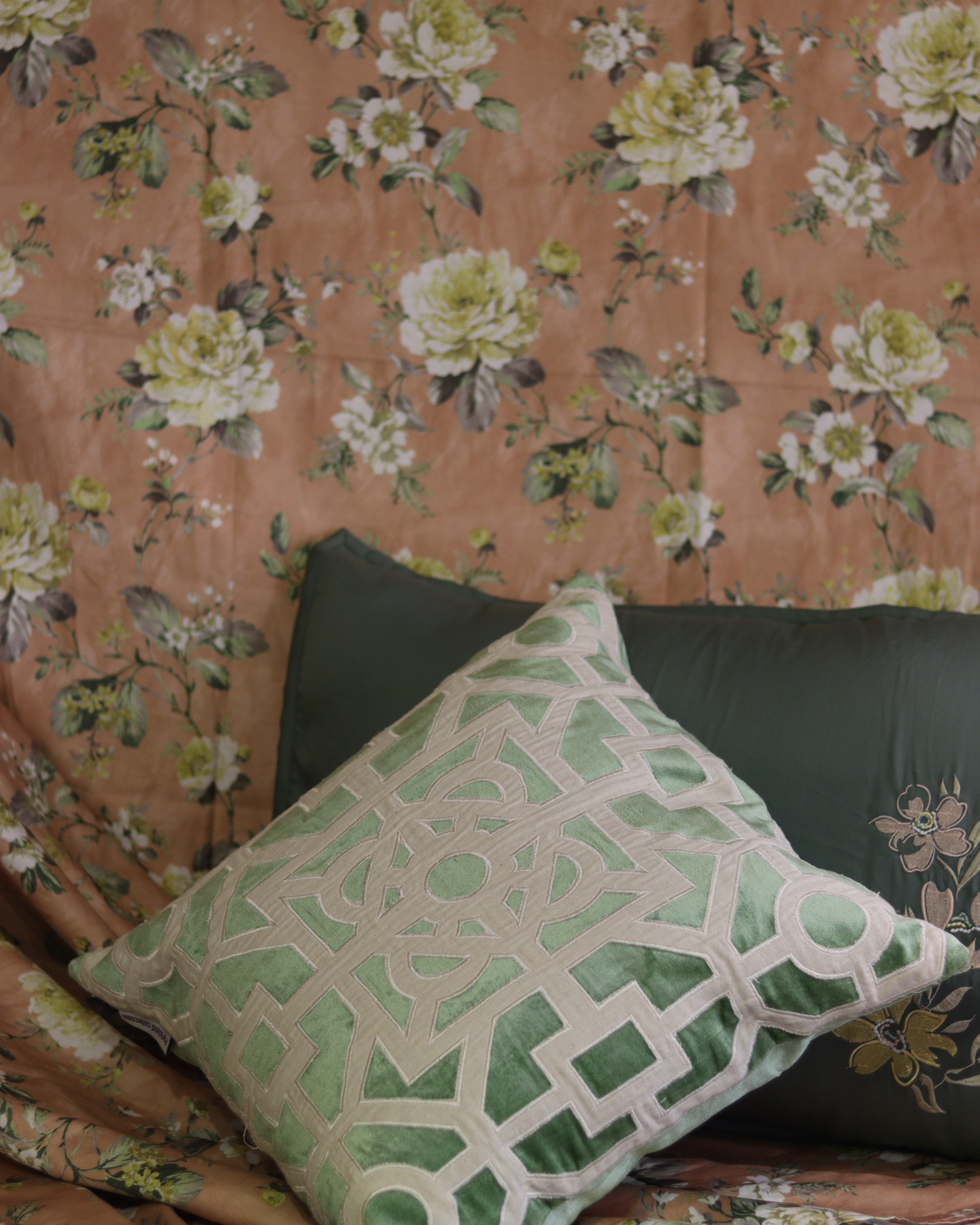 Floral Rhapsody Bedsheet With 2 Pillow Covers