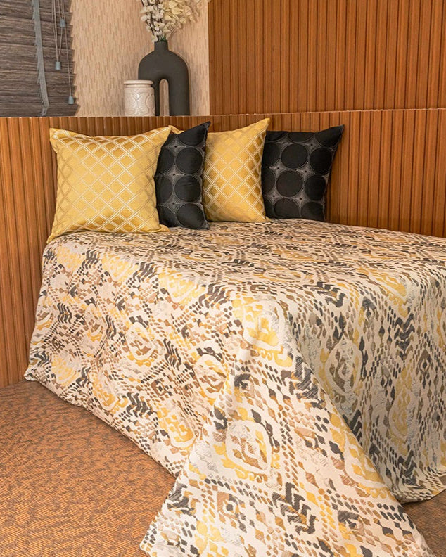 Ikkat On Jacqard Bedcover With 2 Cushions