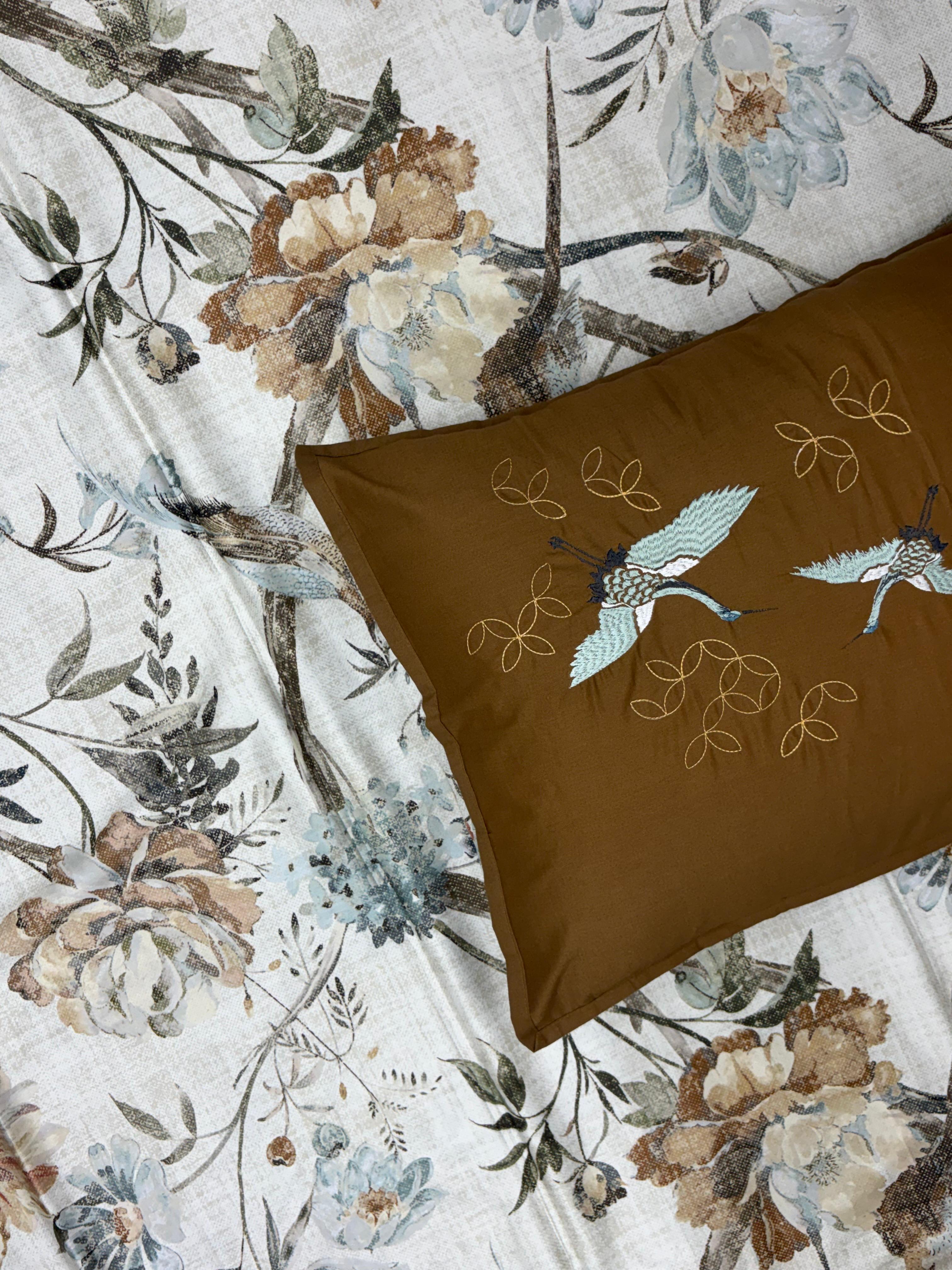 Koel Bedsheet with 2 Pillow Covers