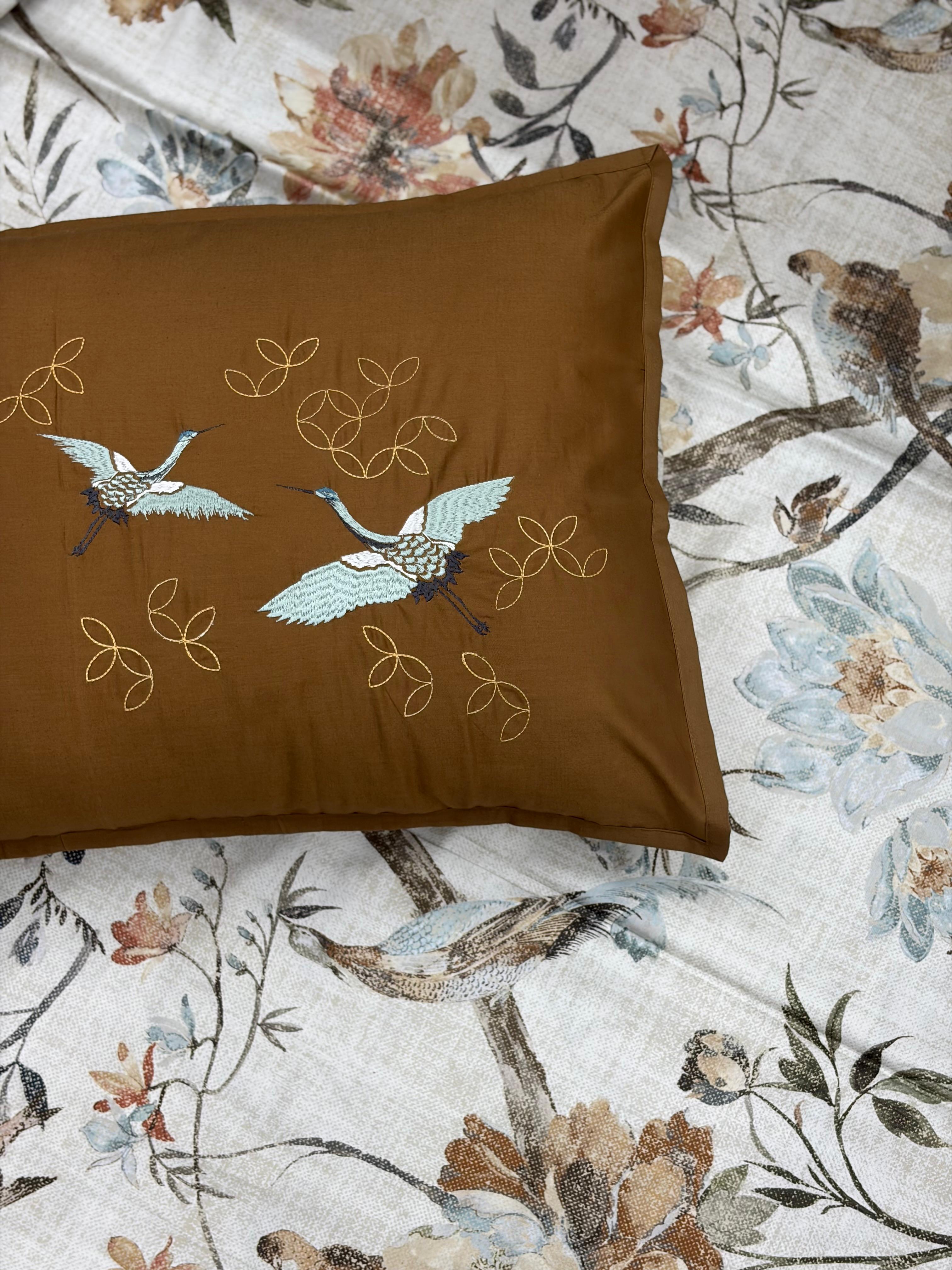 Koel Bedsheet with 2 Pillow Covers