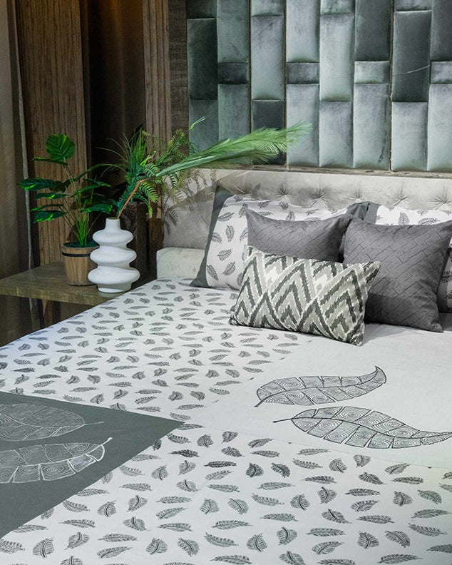Whisper Leaf Bedcover with 2 Pillow Covers