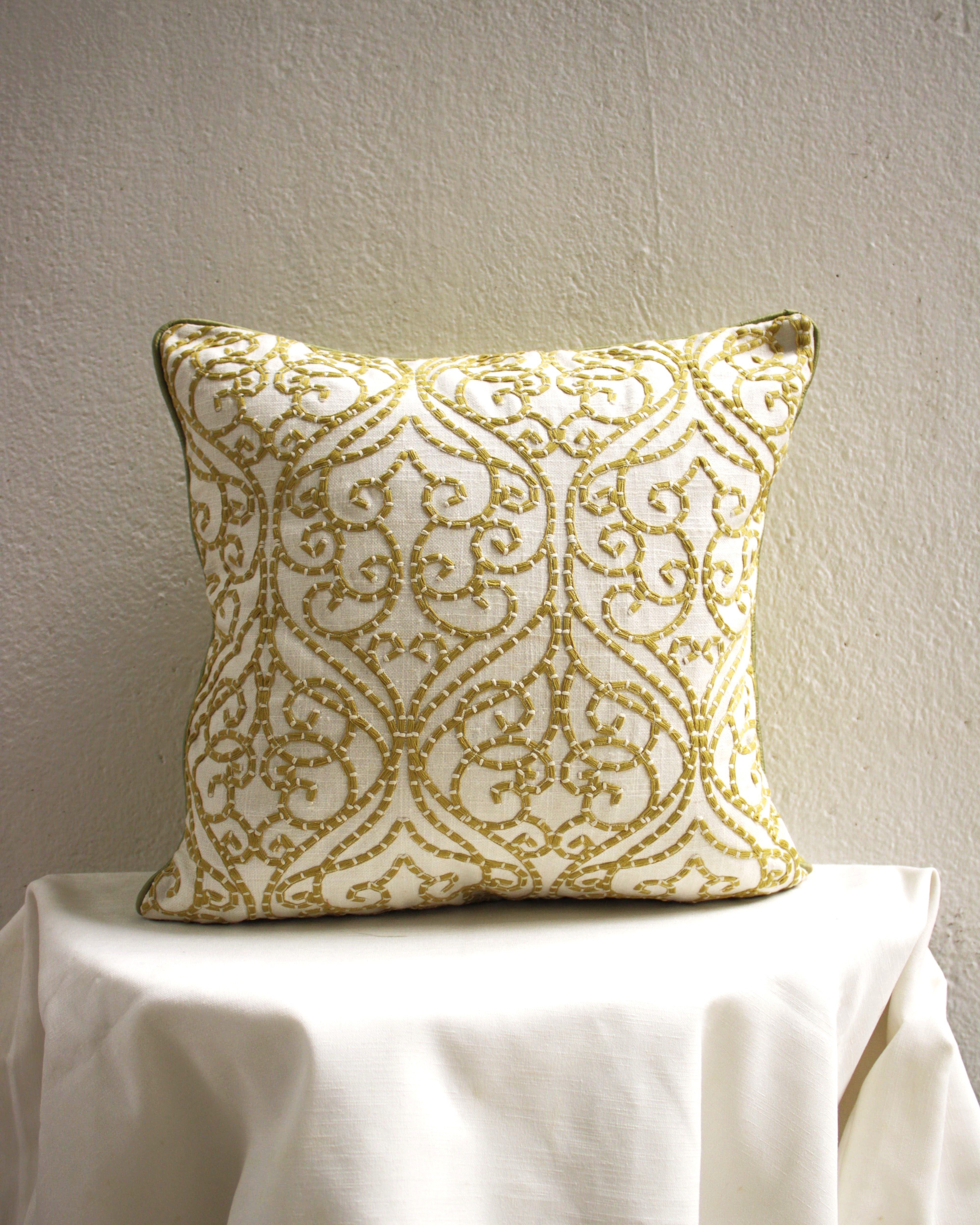Verdant Threads Cushion