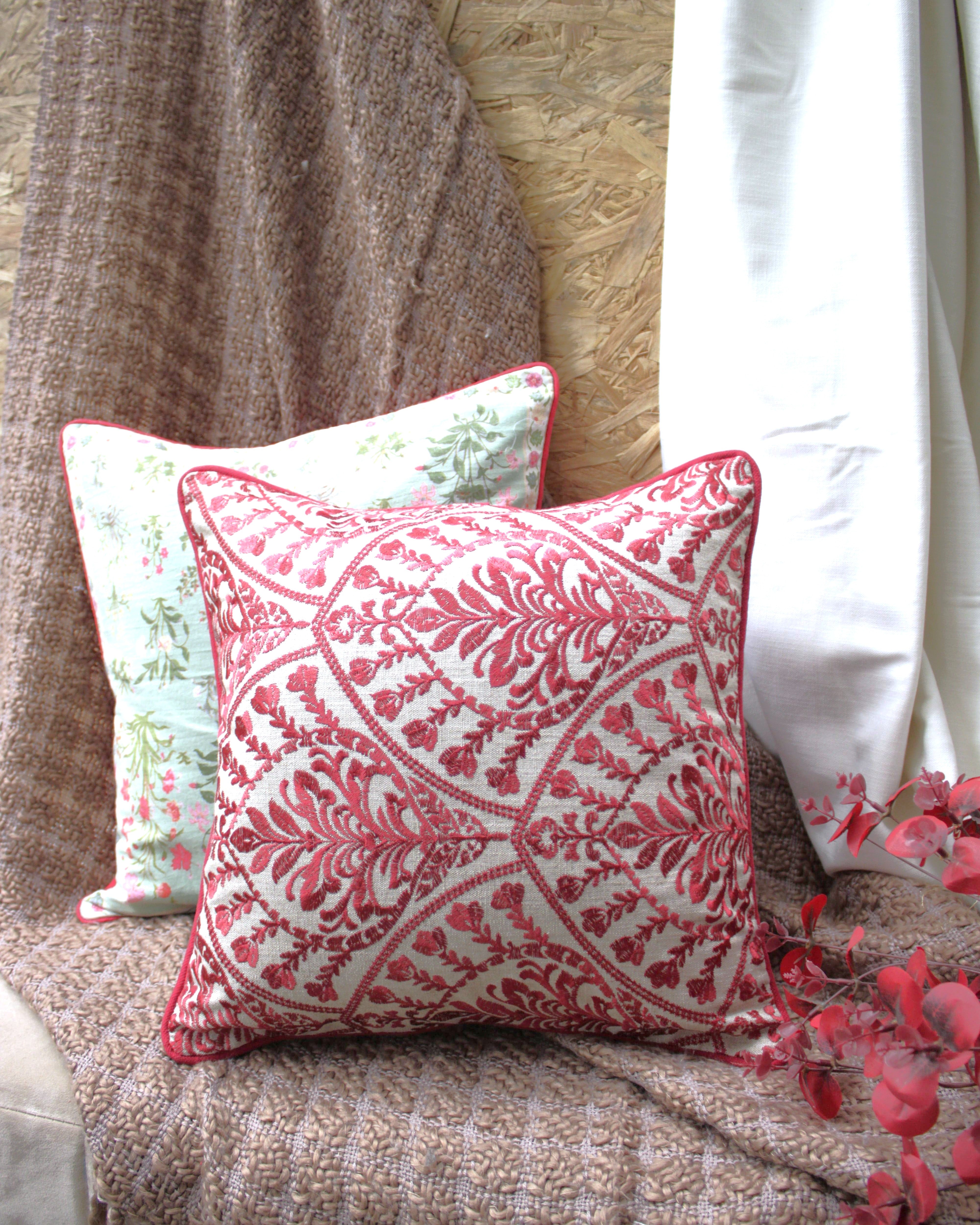 Threaded Terra Cushion