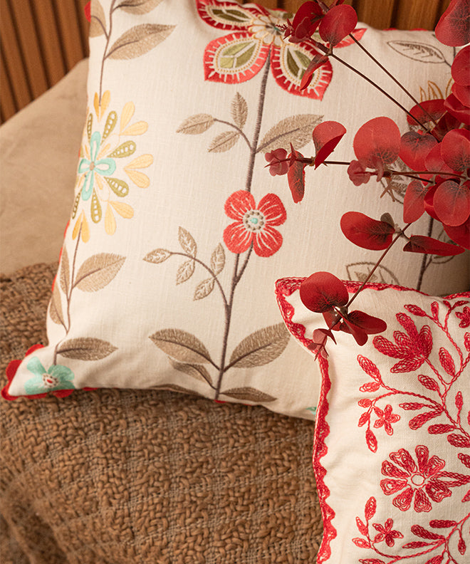 Phool Cushion With Lace