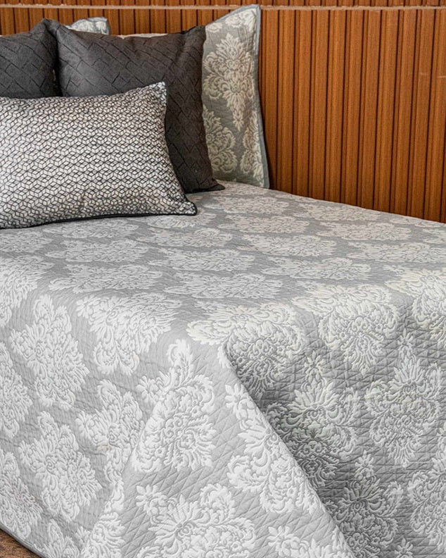 Traditional Weave Reversible Quilt