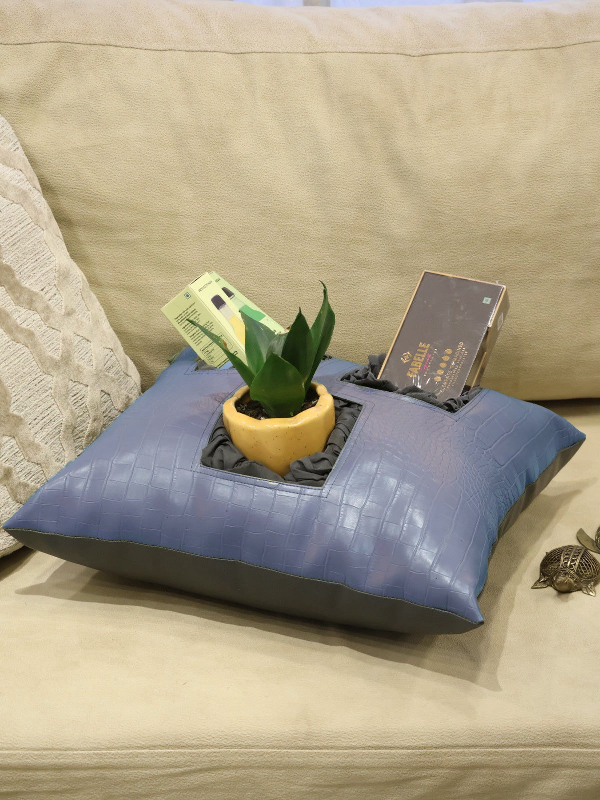 Lappy Snacky  – Multipurpose Cushion Tray for Snacks & Work | Perfect Gift!