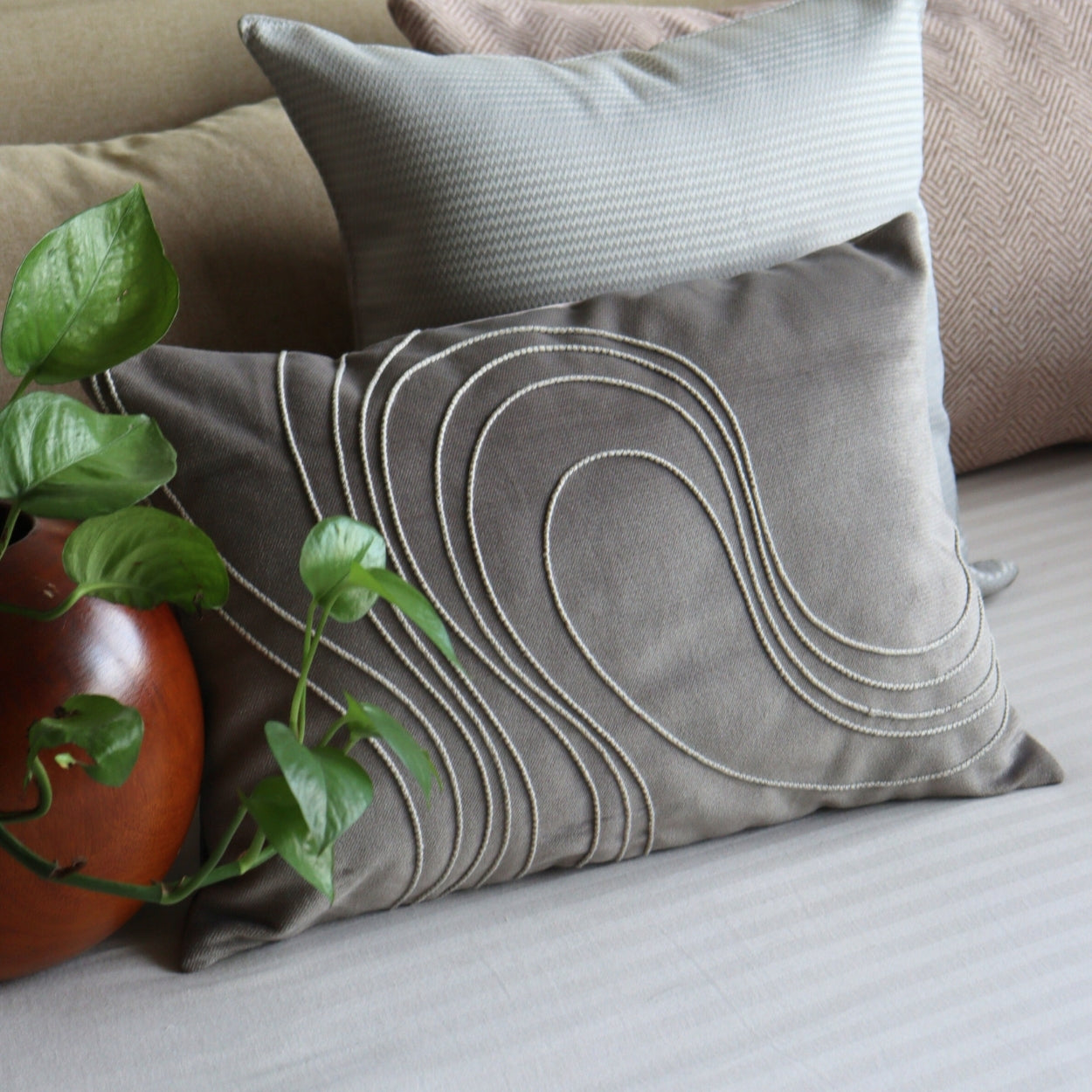 Corded Wave Lumbar Cushion