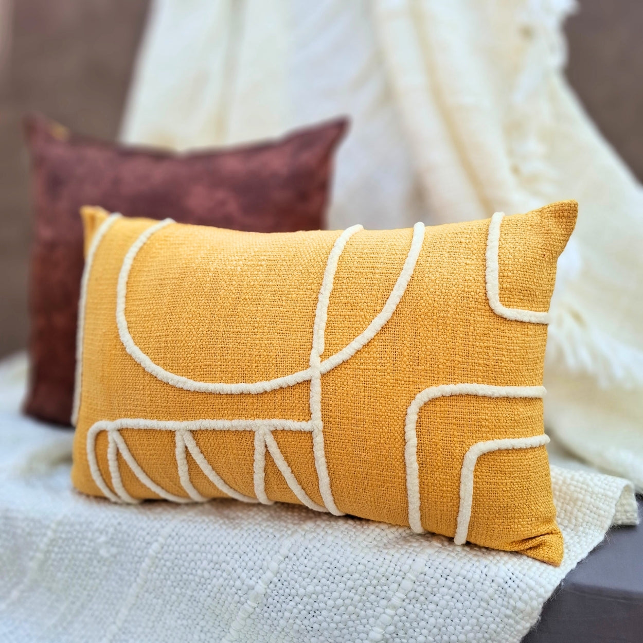 Tufted Tweed Lumbar Cushion
