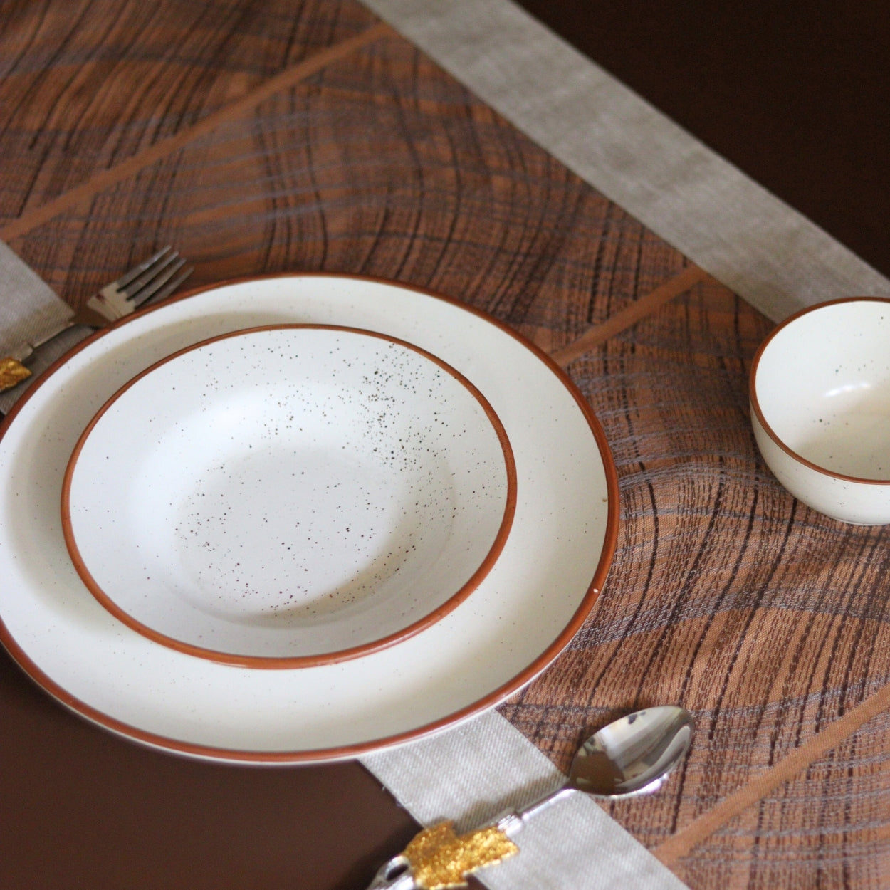 Blocks Brown Table Runner